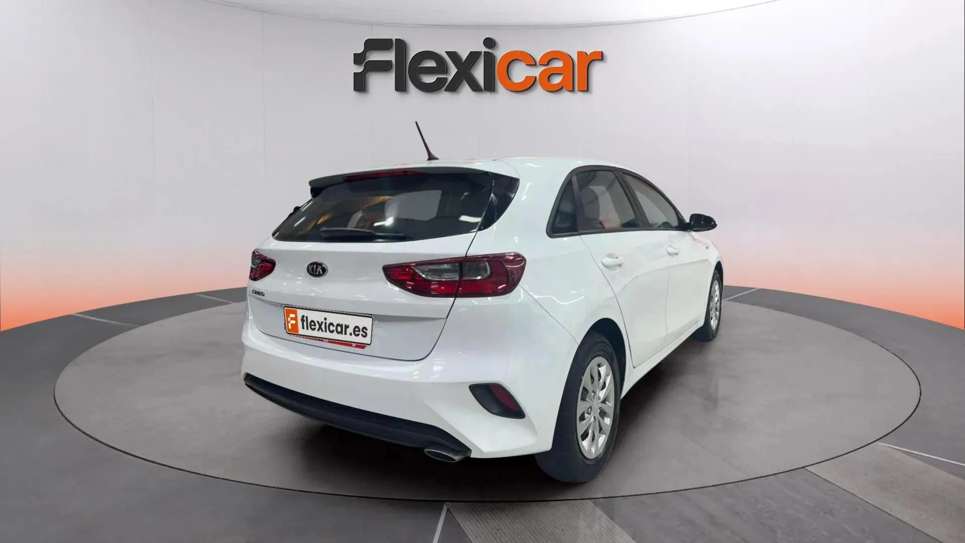 Kia Ceed 1.0 T-GDi - foto 6