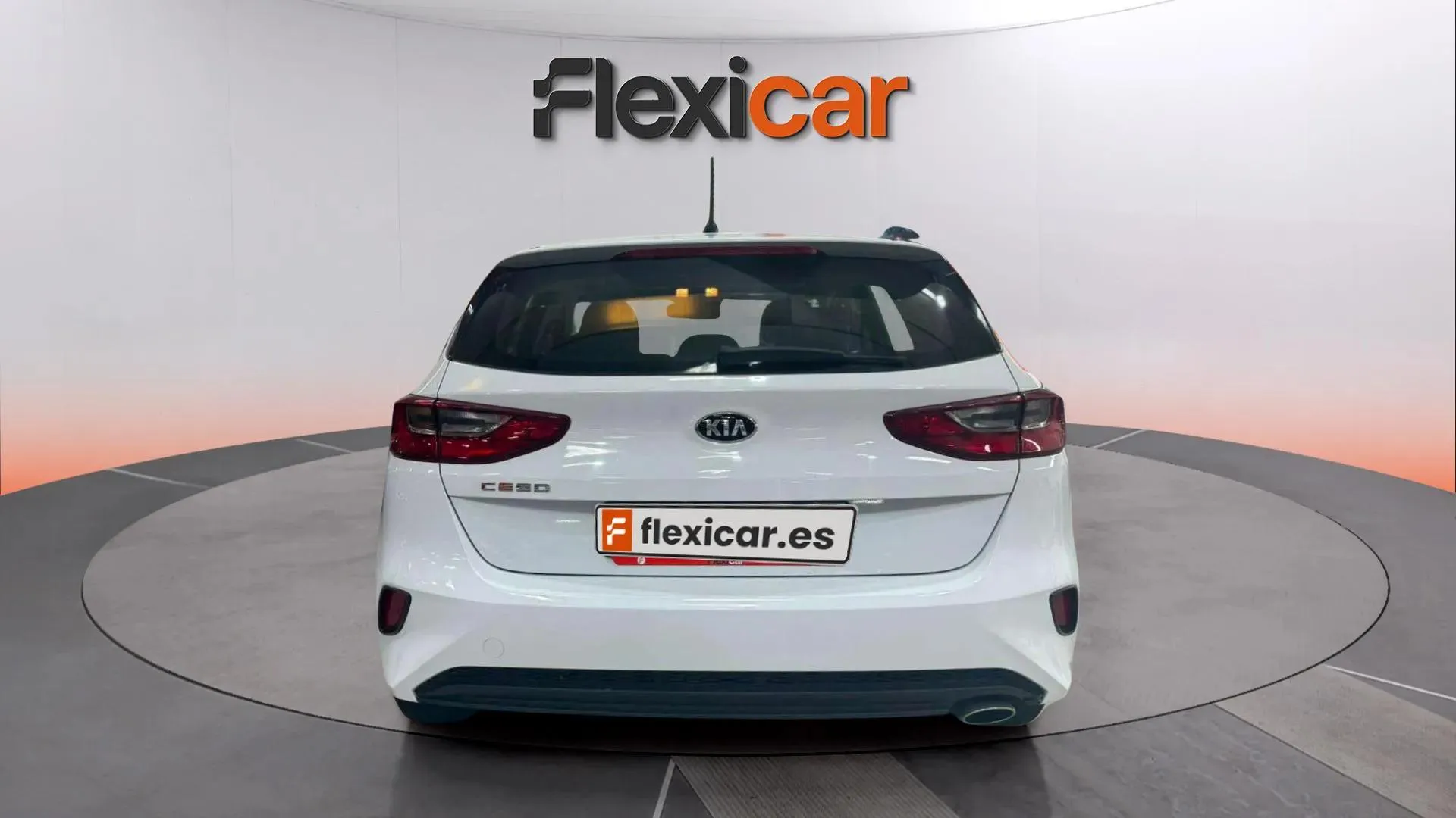 Kia Ceed 1.0 T-GDi - foto 5