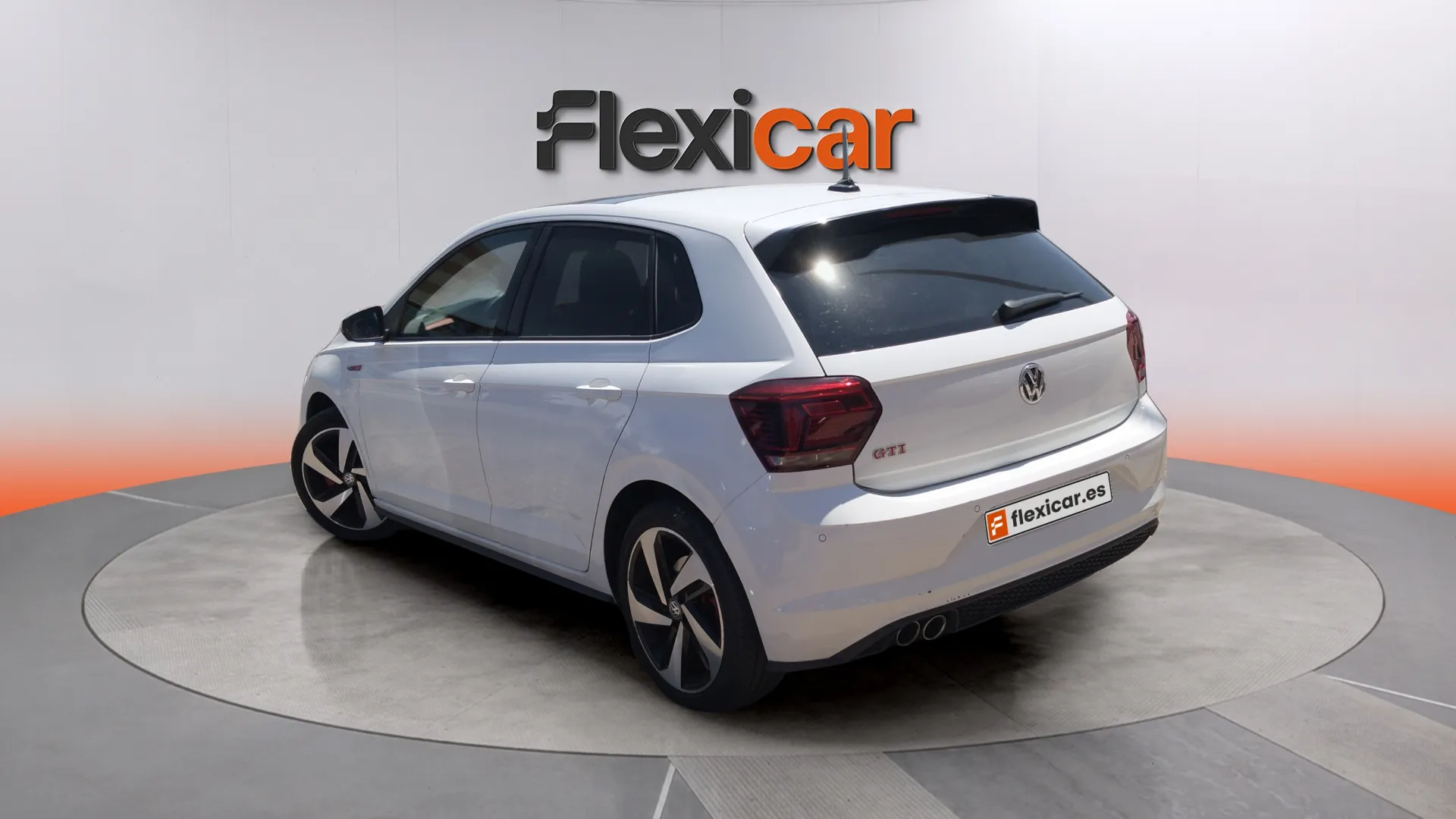 Volkswagen Polo GTI 2.0 TSI DSG - foto 7