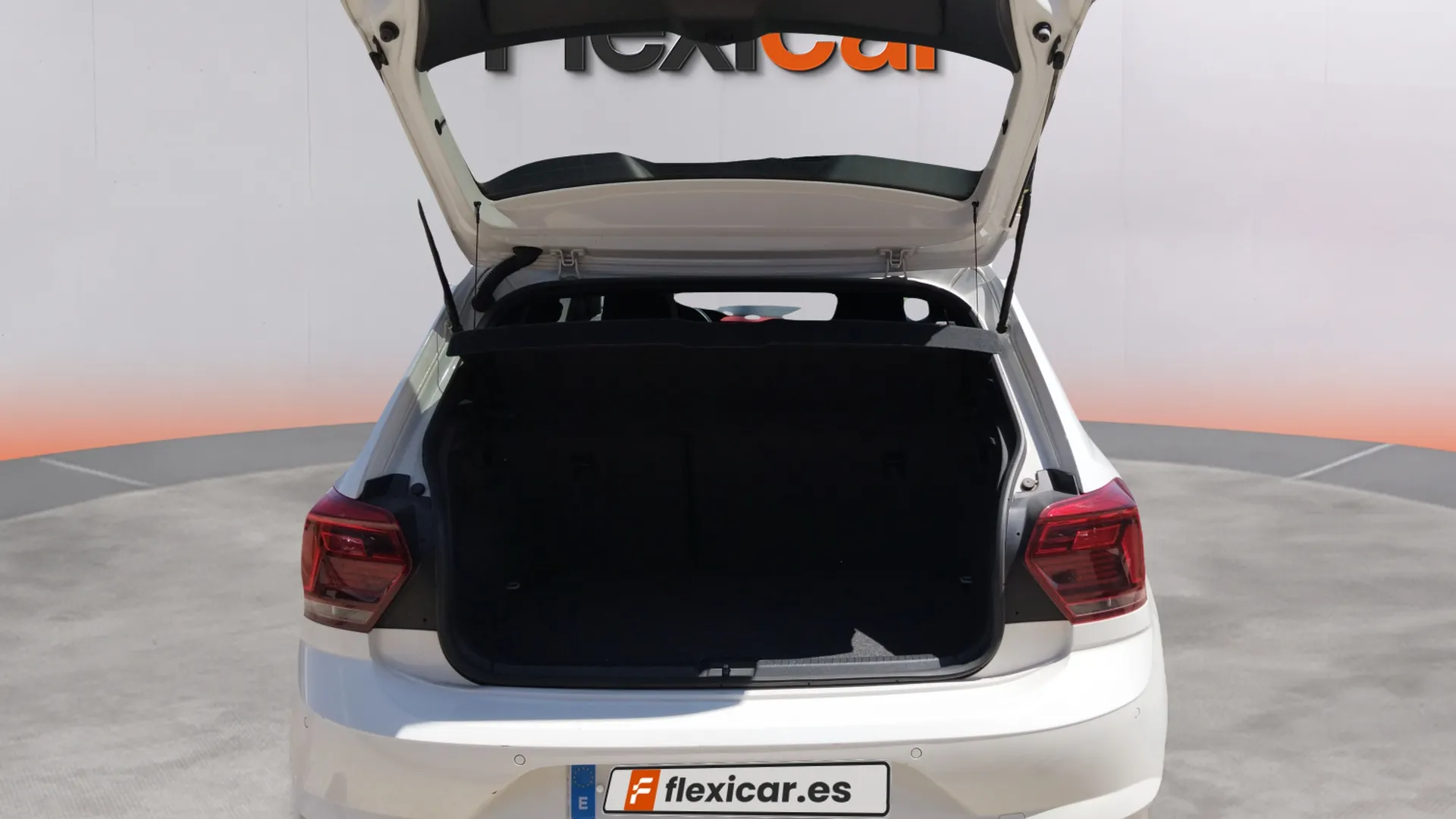 Volkswagen Polo GTI 2.0 TSI DSG - foto 9
