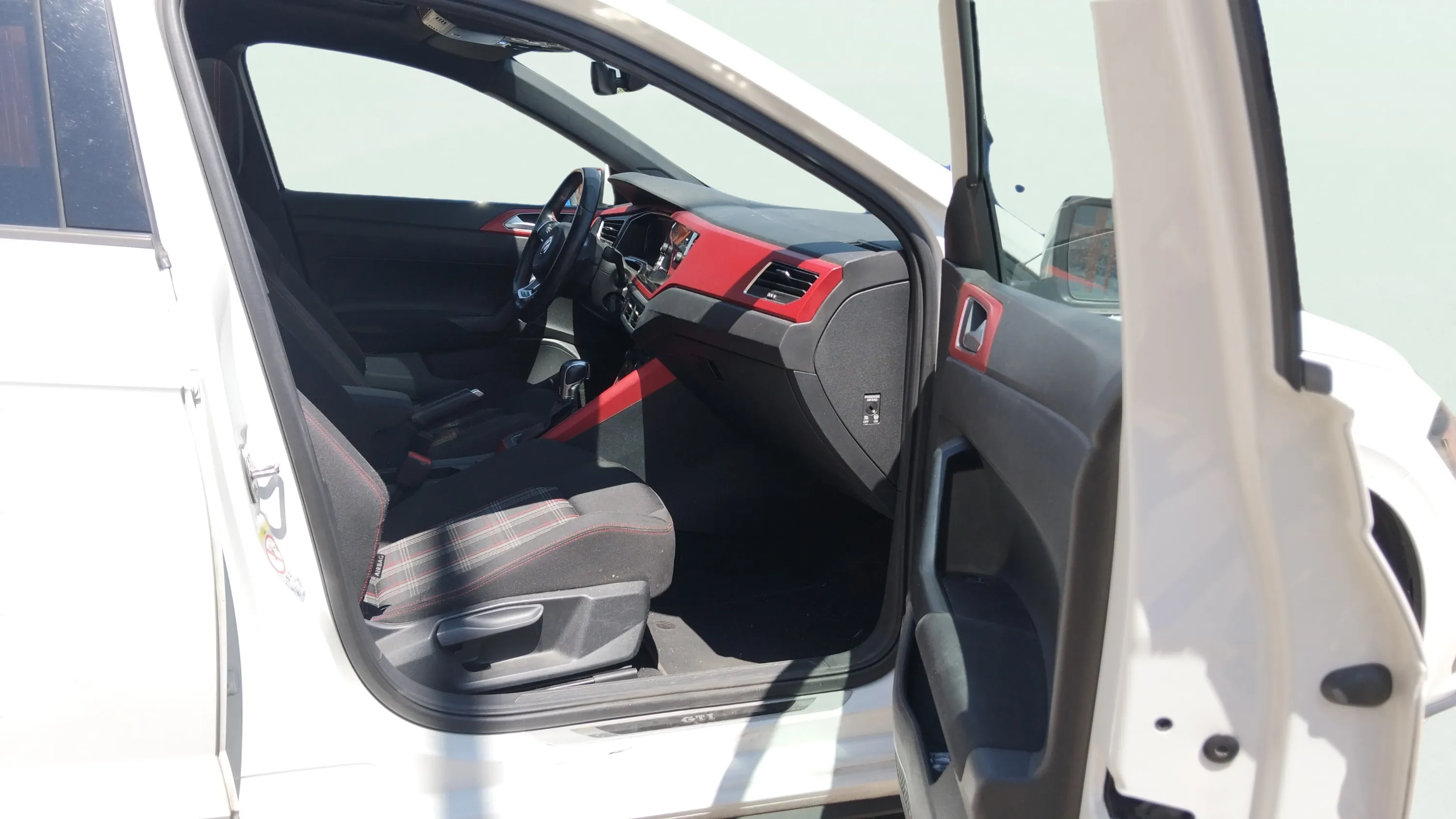 Volkswagen Polo GTI 2.0 TSI DSG - foto 19