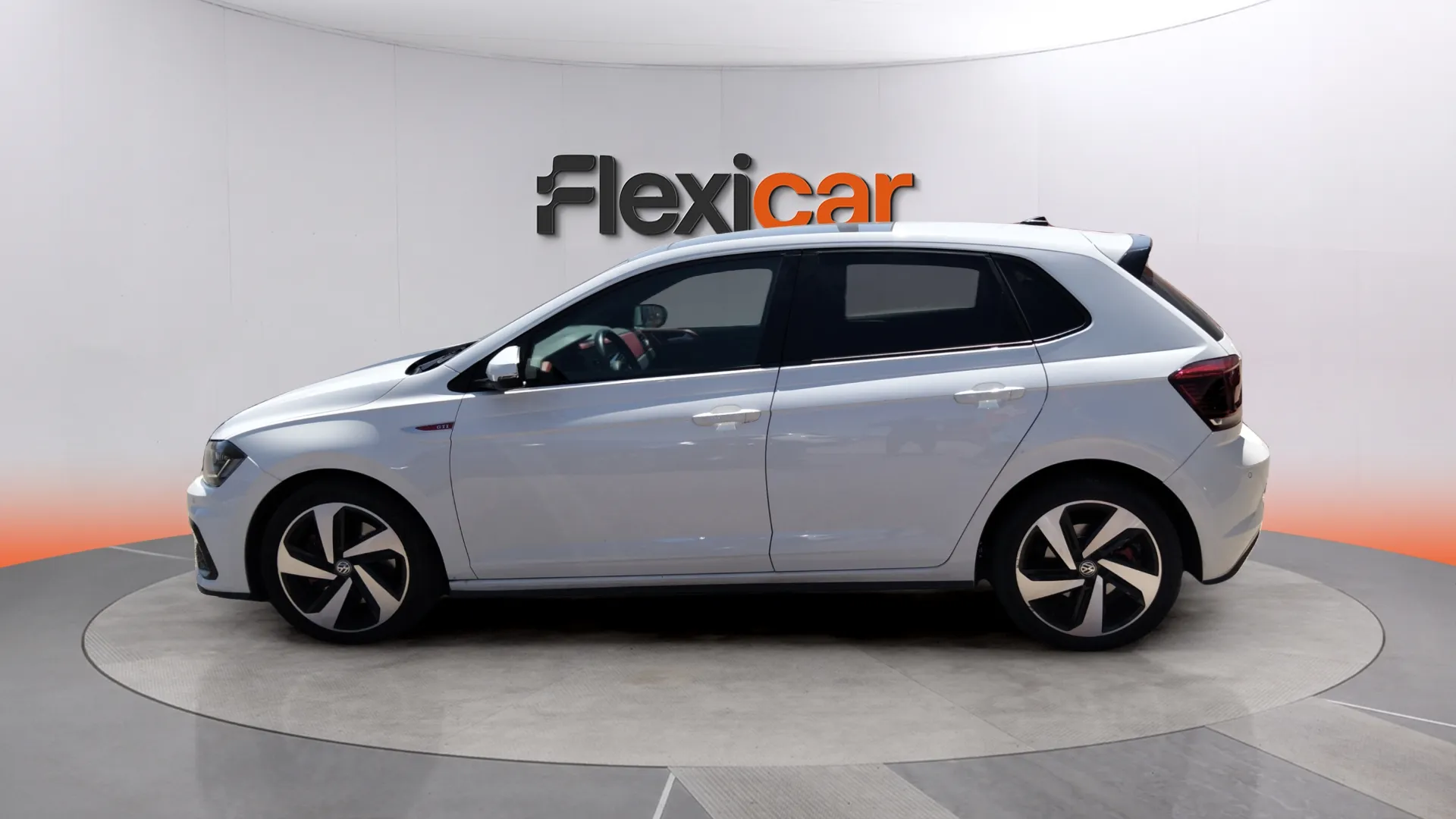 Volkswagen Polo GTI 2.0 TSI DSG - foto 4