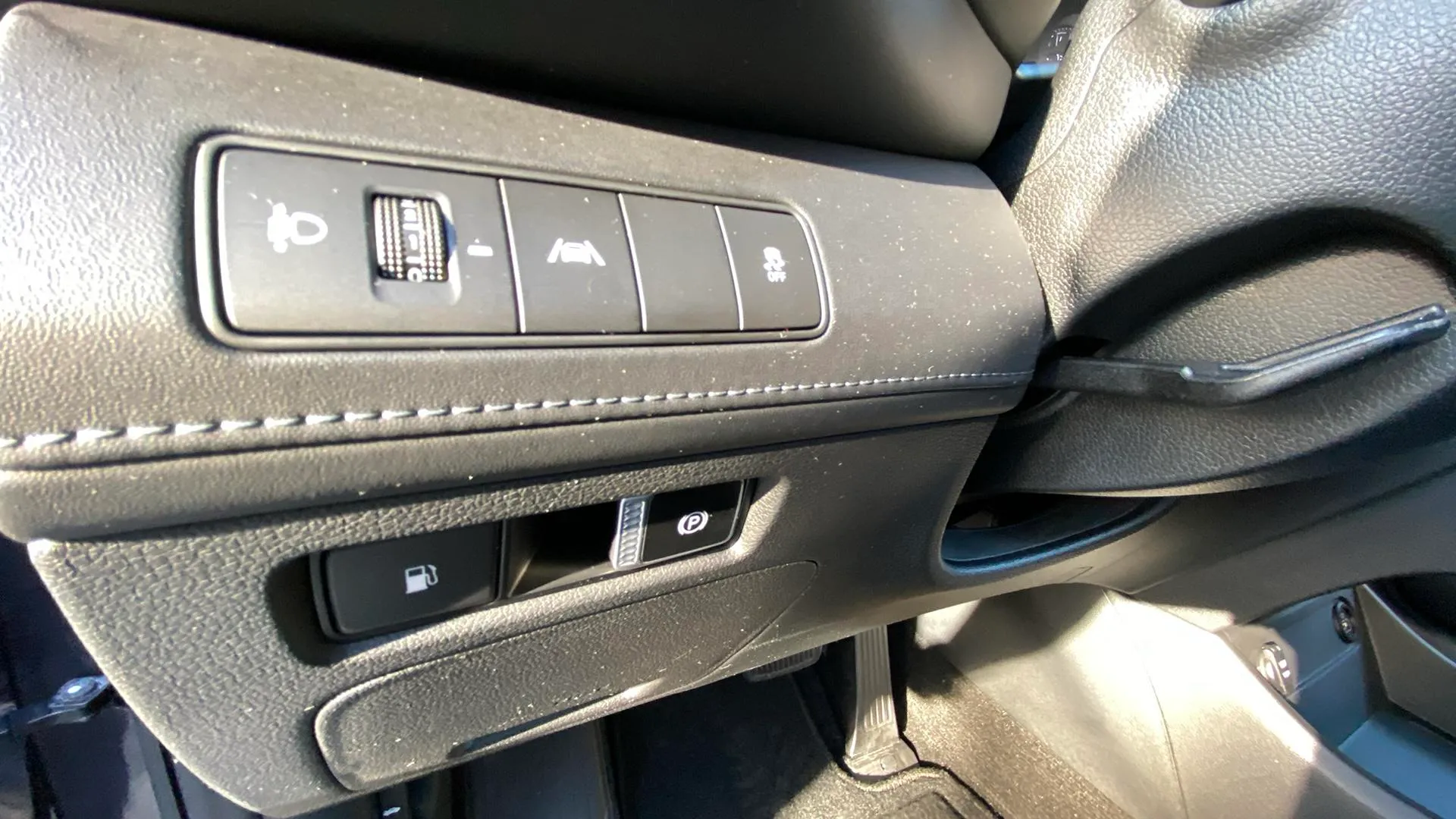 Hyundai Santa Fe 1.6 T-GDi PHEV Style 4x4 - foto 19