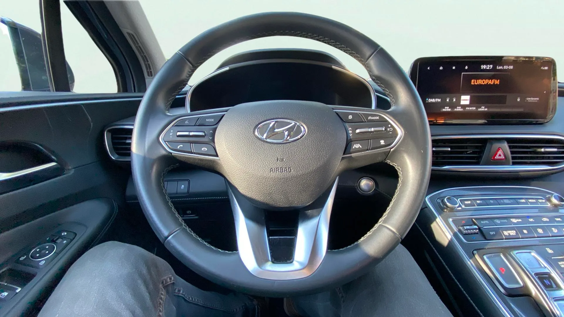 Hyundai Santa Fe 1.6 T-GDi PHEV Style 4x4 - foto 11