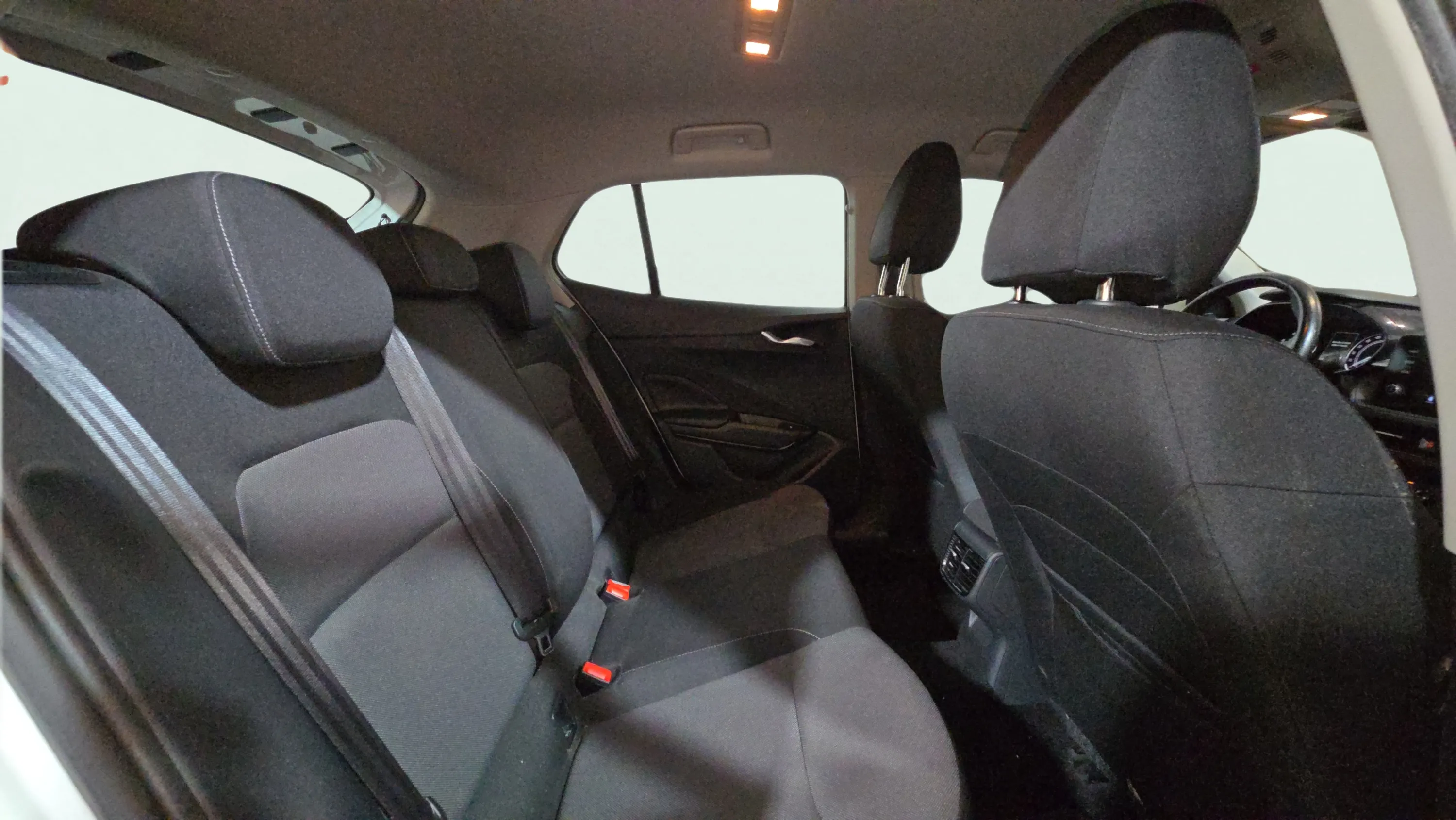 Škoda Fabia 1.0 TSI Ambition - foto 20