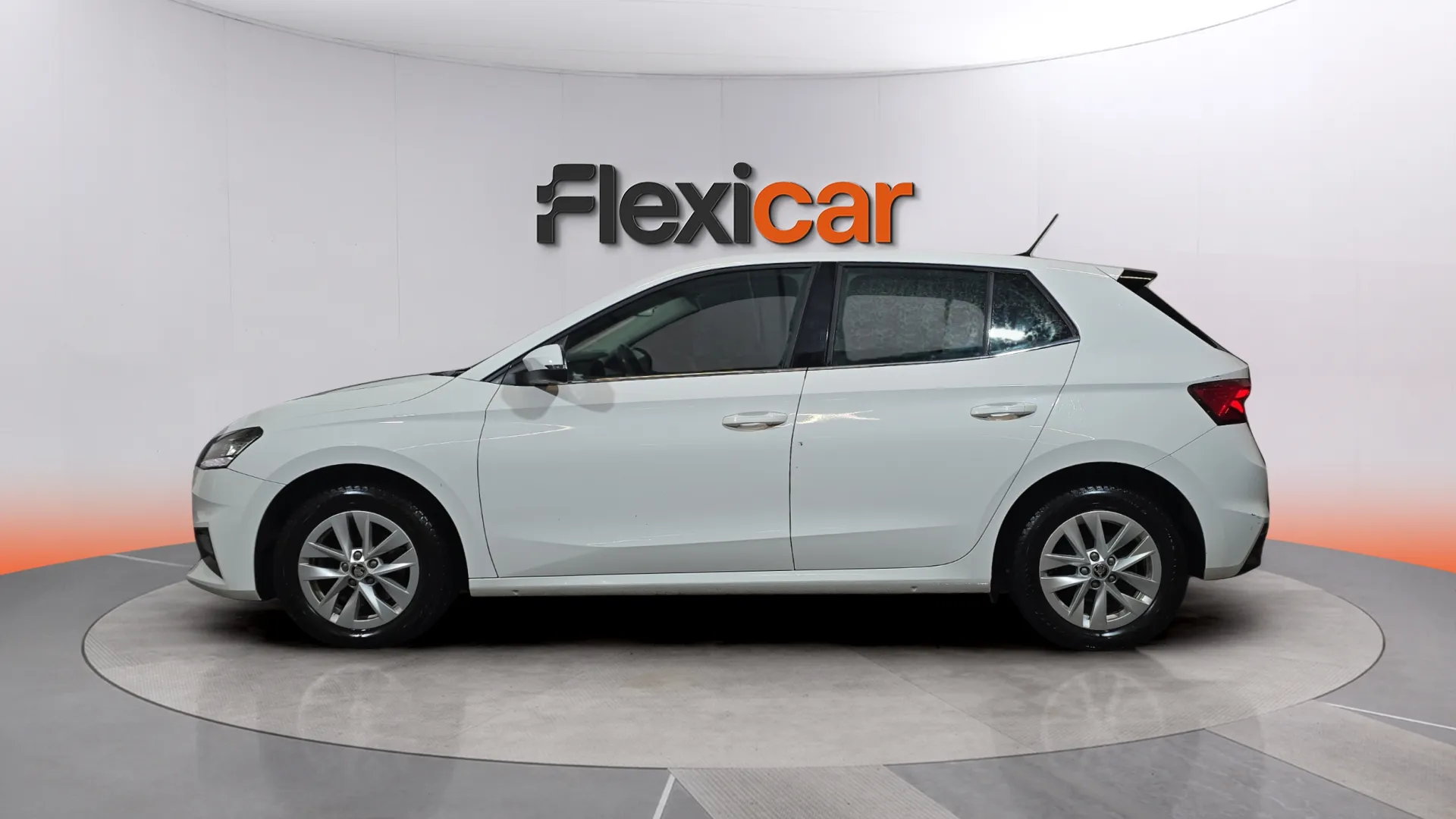Škoda Fabia 1.0 TSI Ambition - foto 7