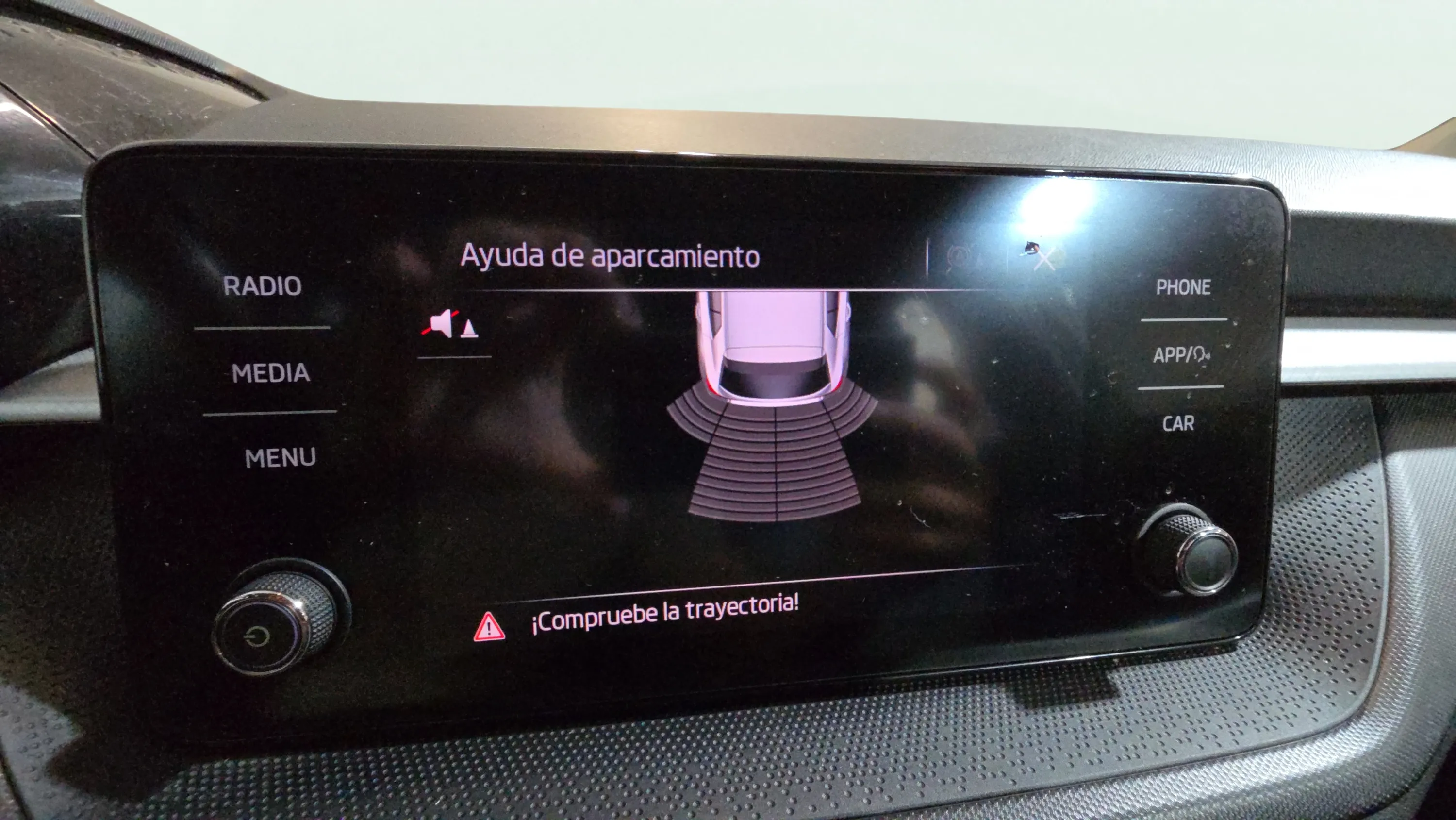 Škoda Fabia 1.0 TSI Ambition - foto 16