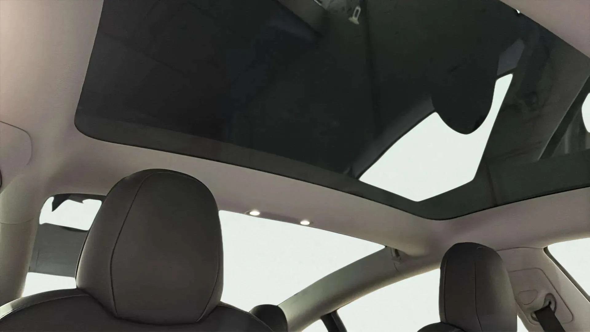 Tesla Model 3 RWD - foto 20