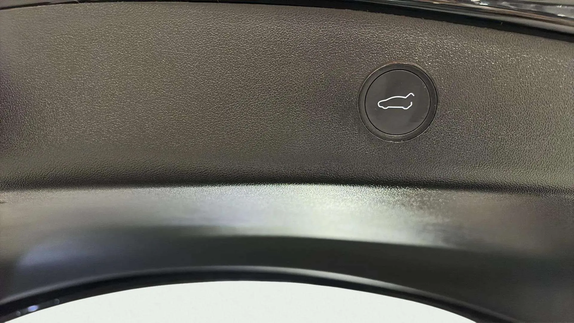 Tesla Model 3 RWD - foto 19