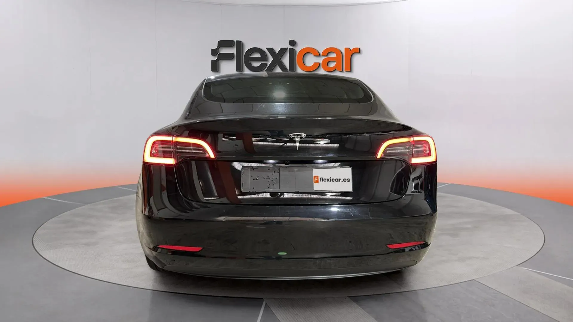 Tesla Model 3 RWD - foto 6