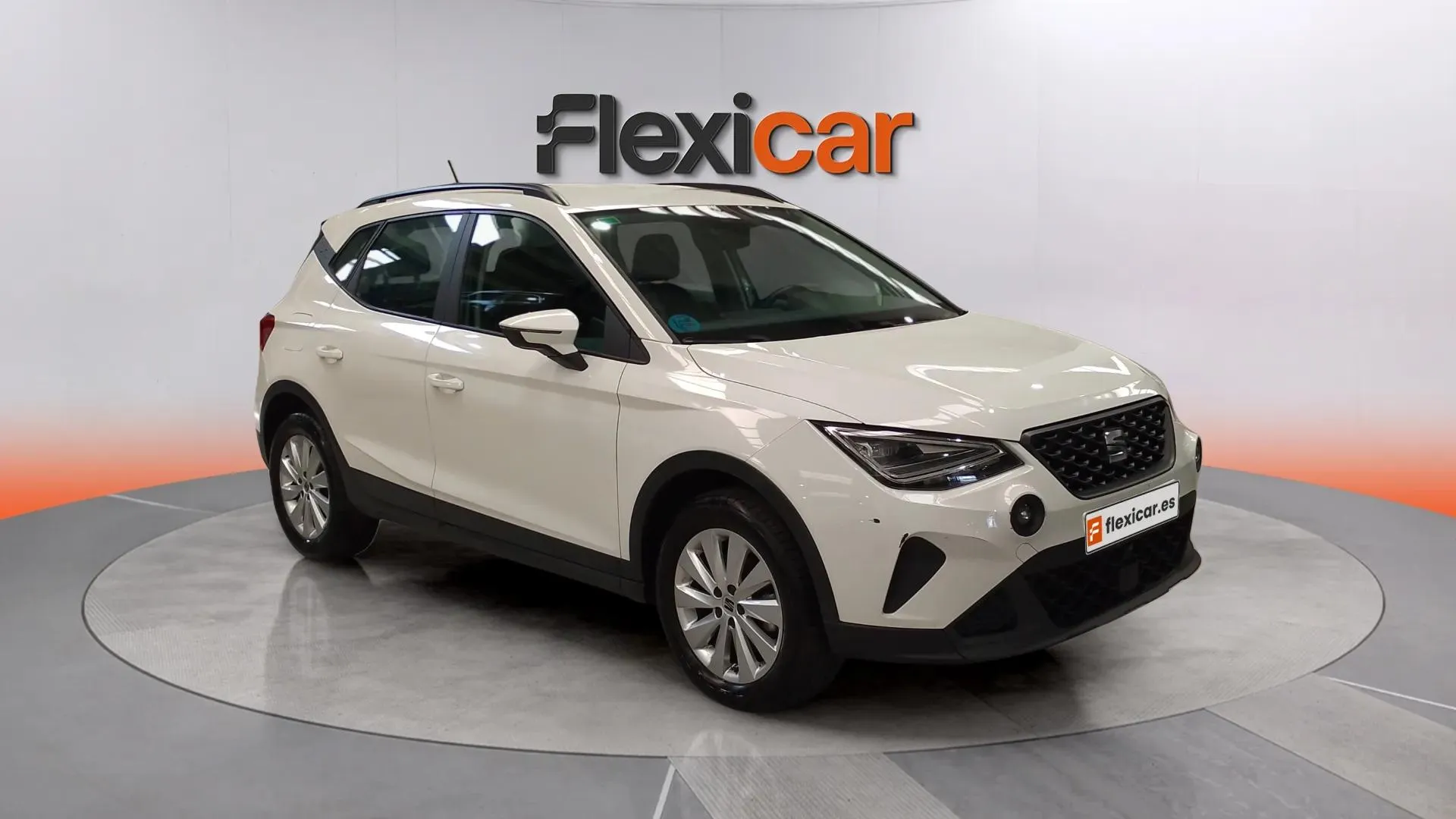 SEAT Arona 1.0 TSI Reference - foto 2