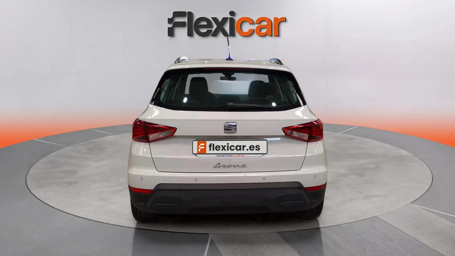SEAT Arona 1.0 TSI Reference - foto 6