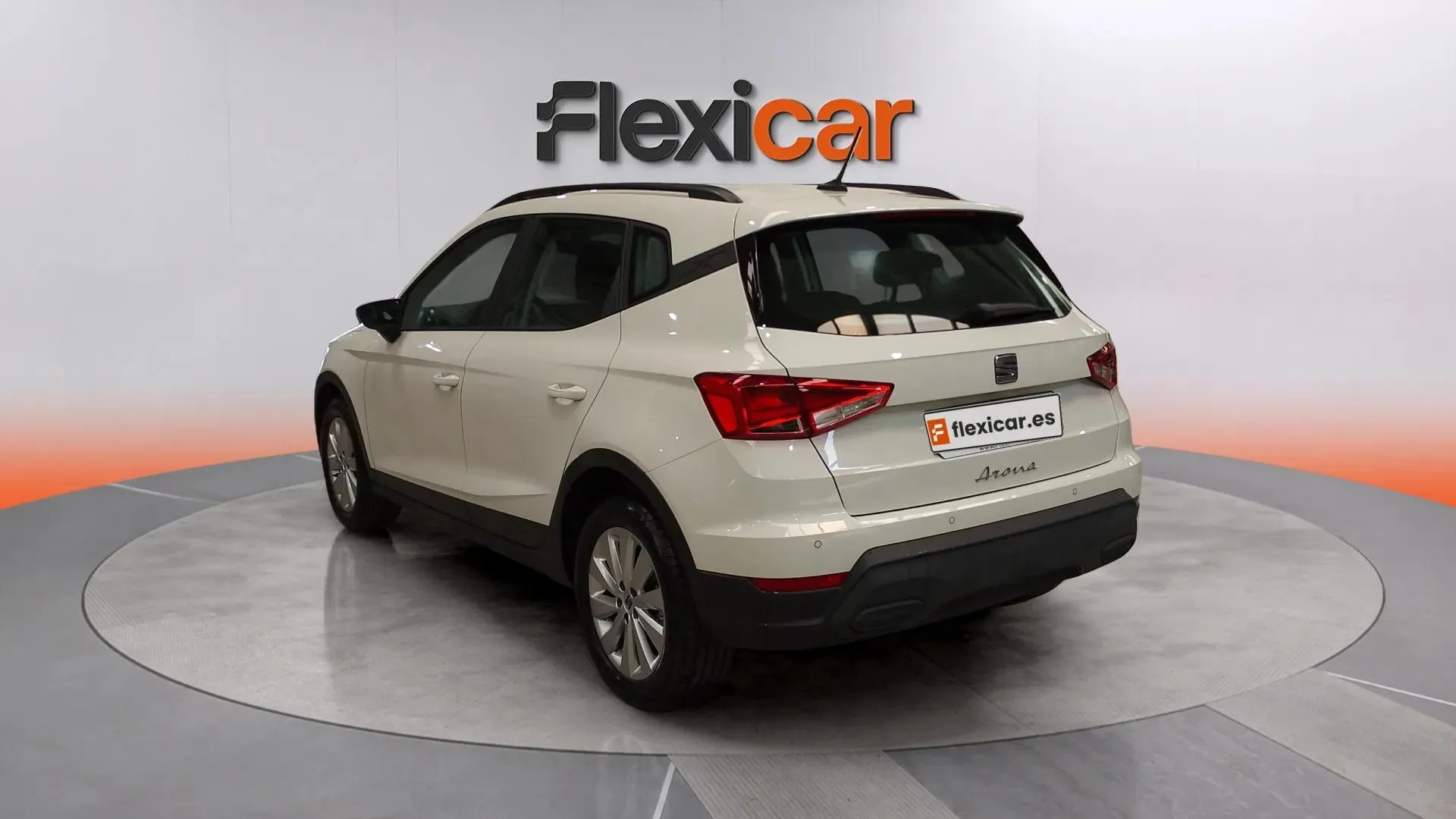 SEAT Arona 1.0 TSI Reference - foto 7