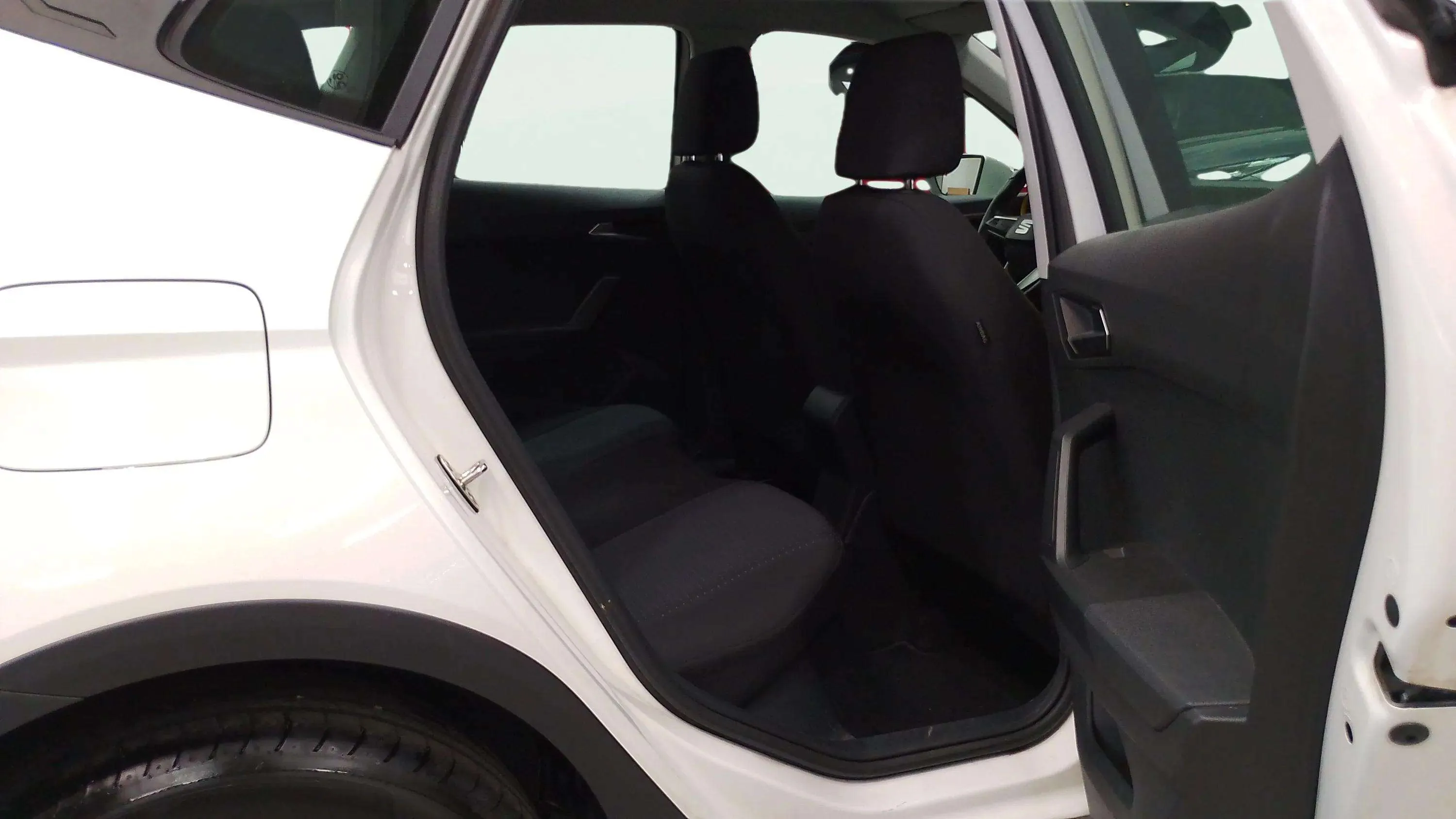 SEAT Arona 1.0 TSI Reference - foto 14