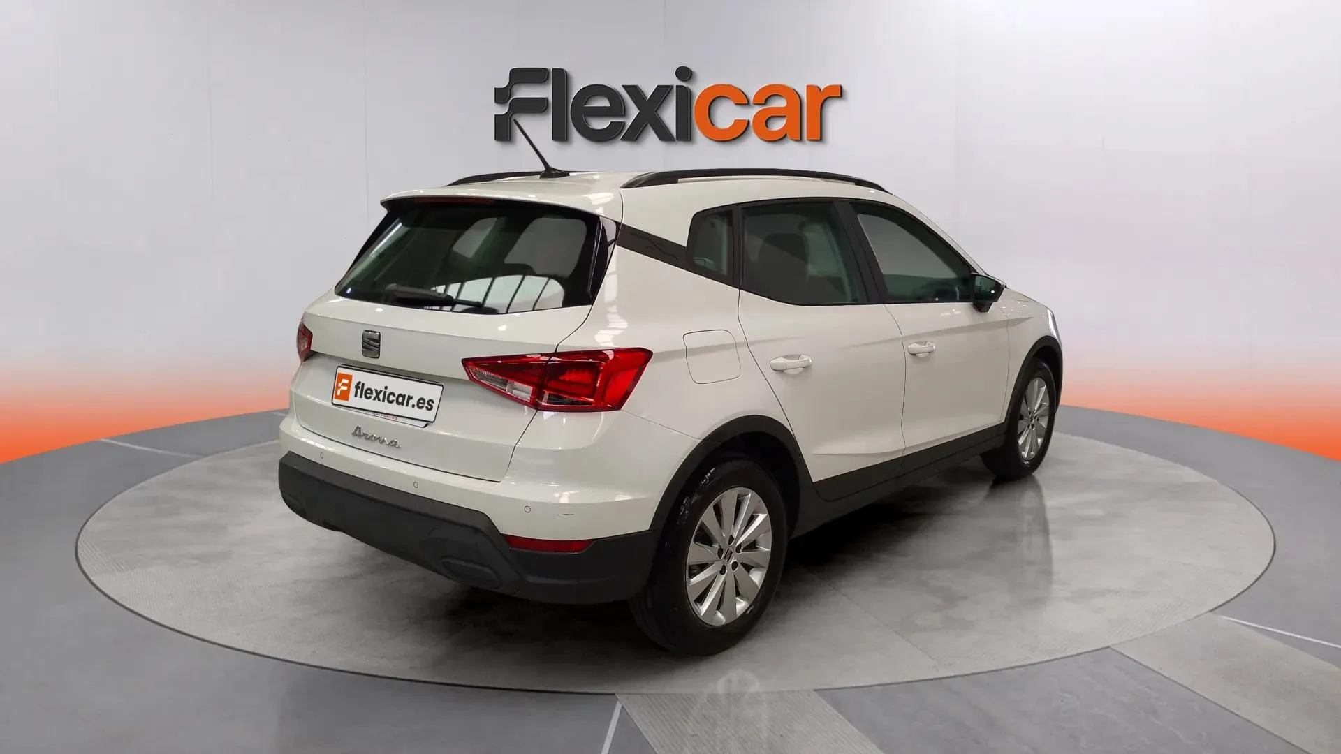SEAT Arona 1.0 TSI Reference - foto 5