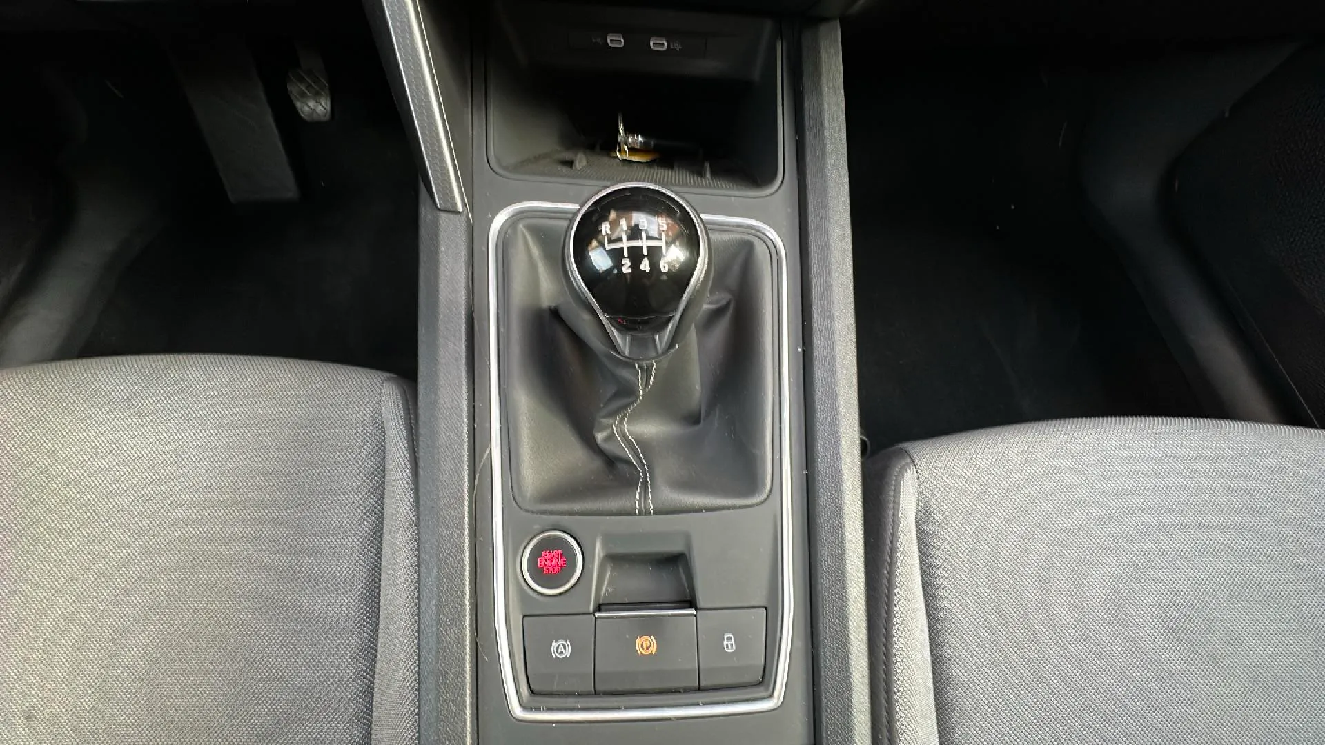 SEAT León 2.0 TDI Style XL - foto 12