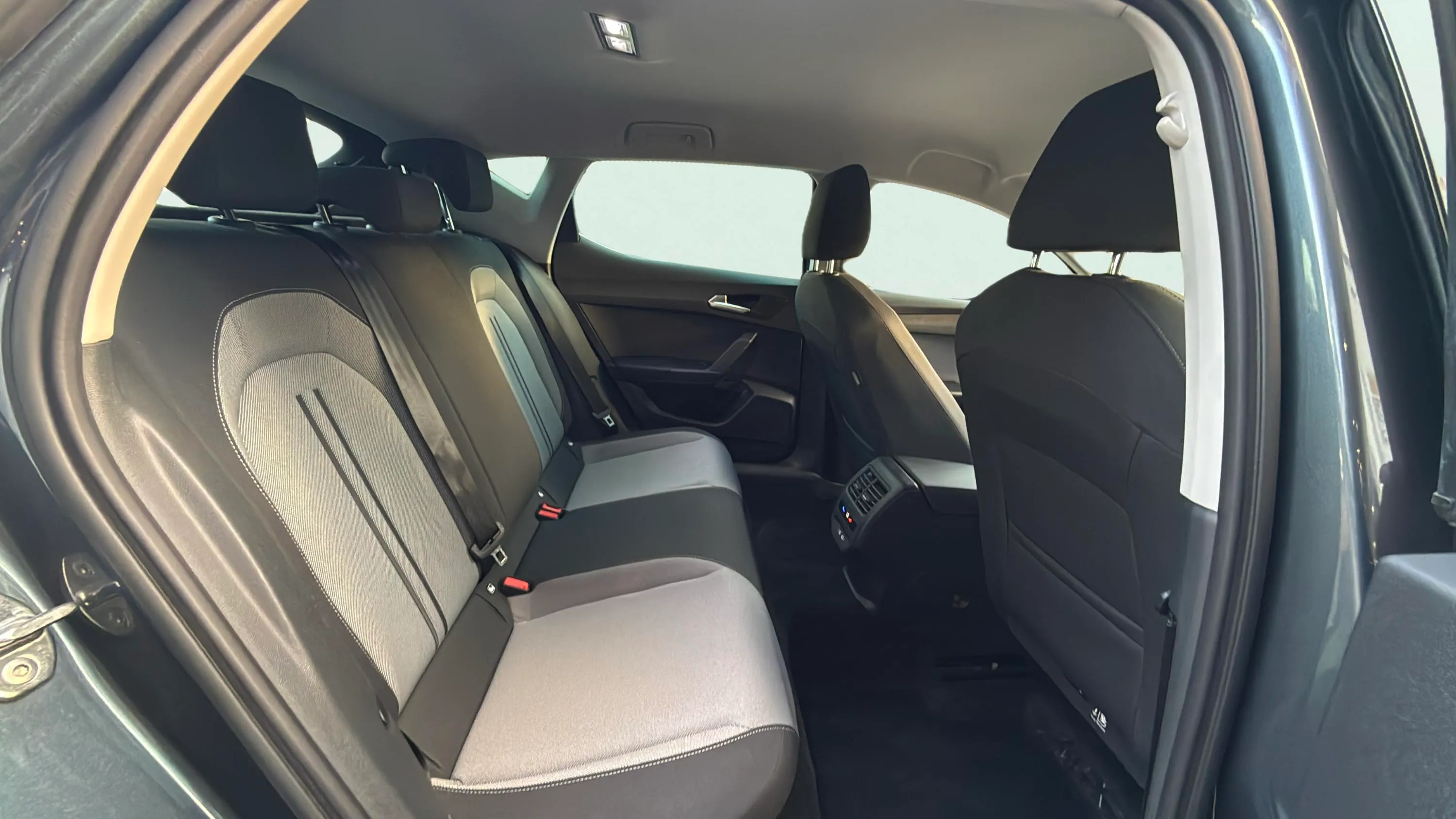 SEAT León SP 2.0 TDI Style XL - foto 21