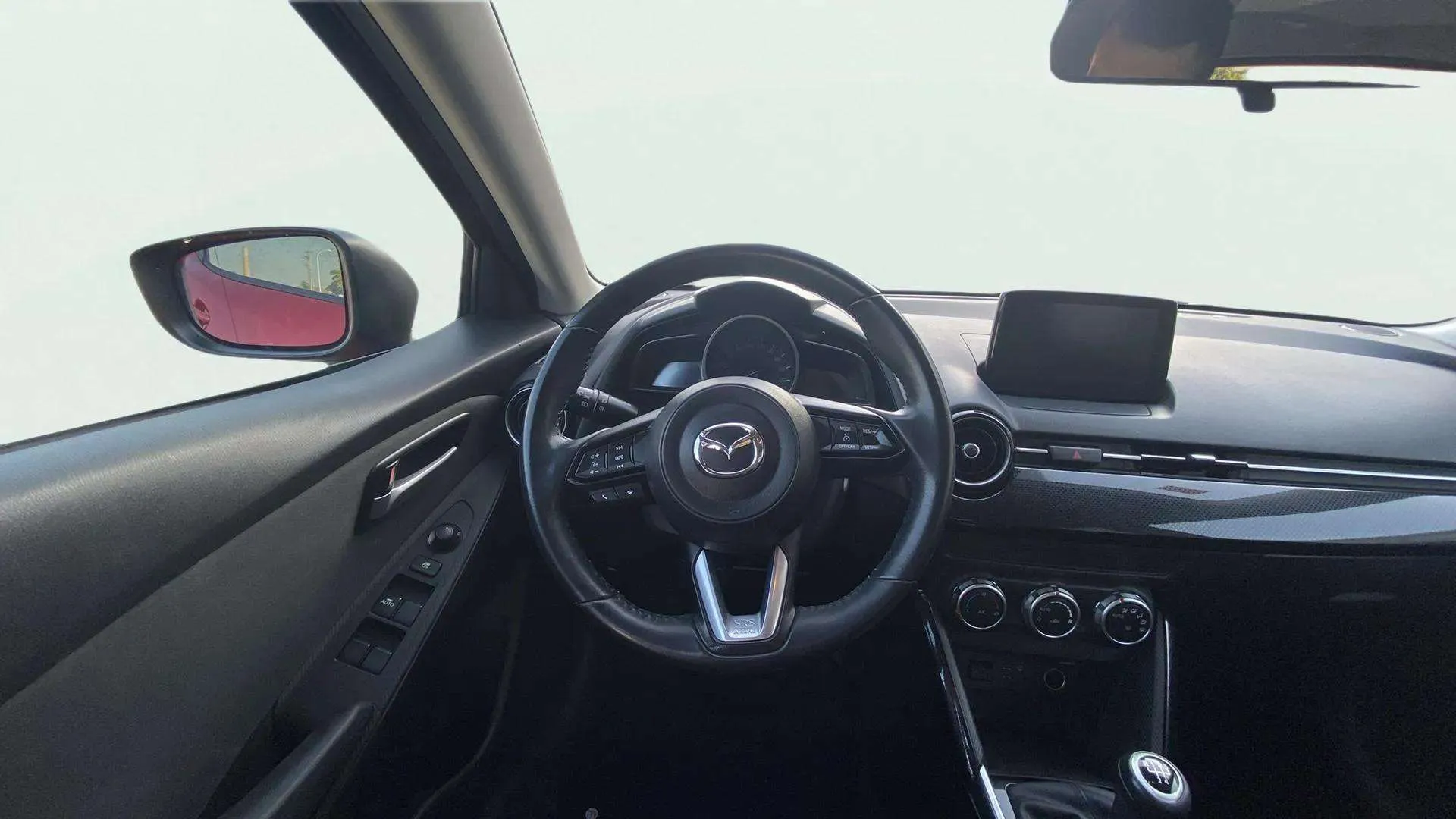 Mazda Mazda2 1.5 GE Black Tech Edition - foto 9