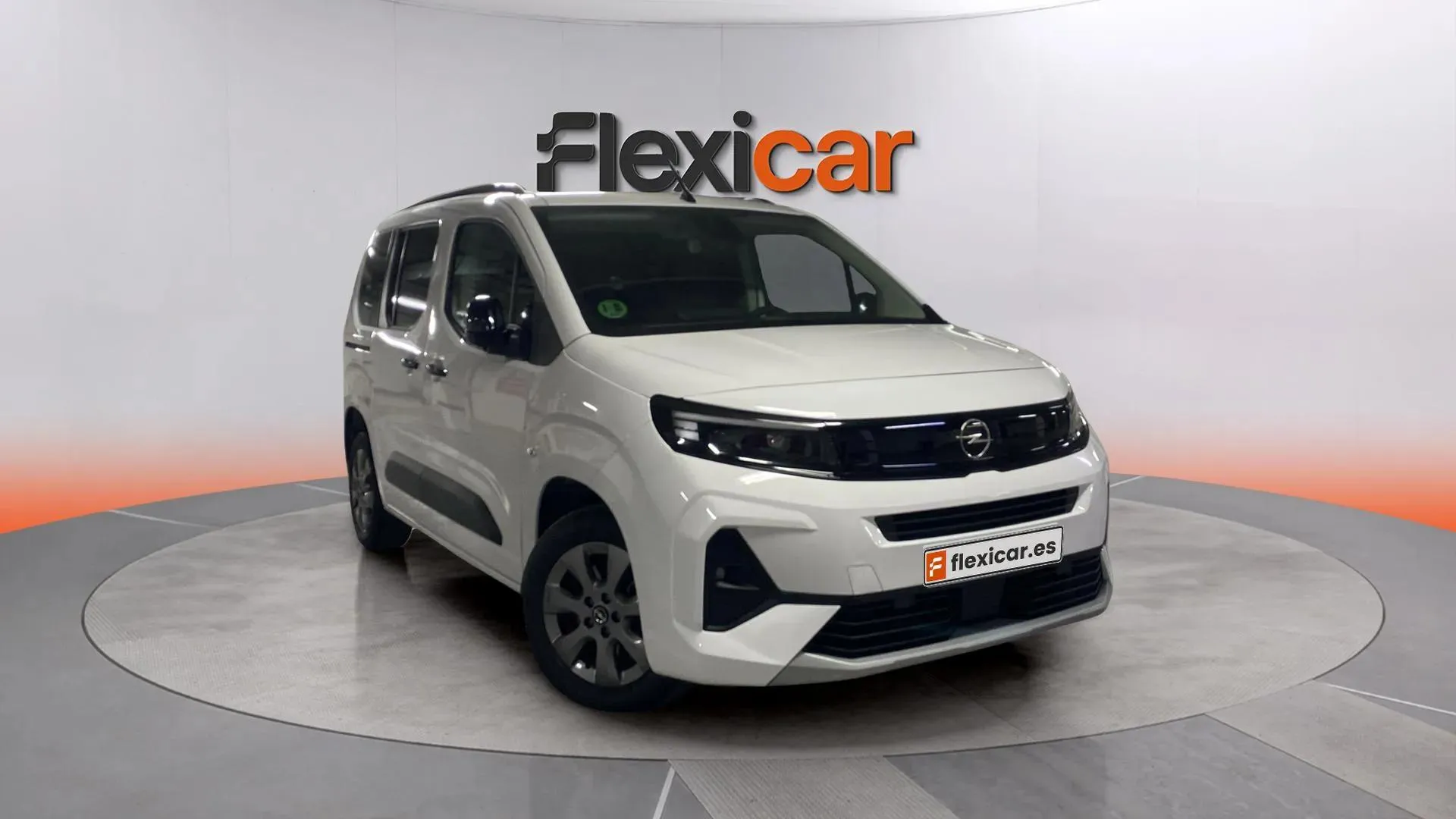 Opel Combo 1.5 Td MT6 €6.4 - foto 1