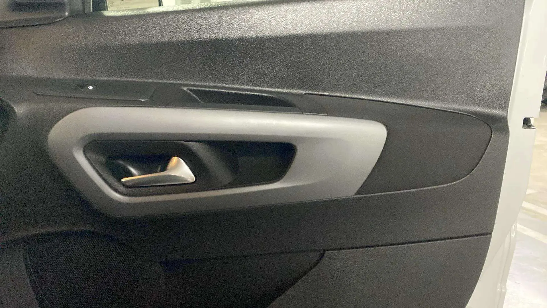 Opel Combo 1.5 Td MT6 €6.4 - foto 21