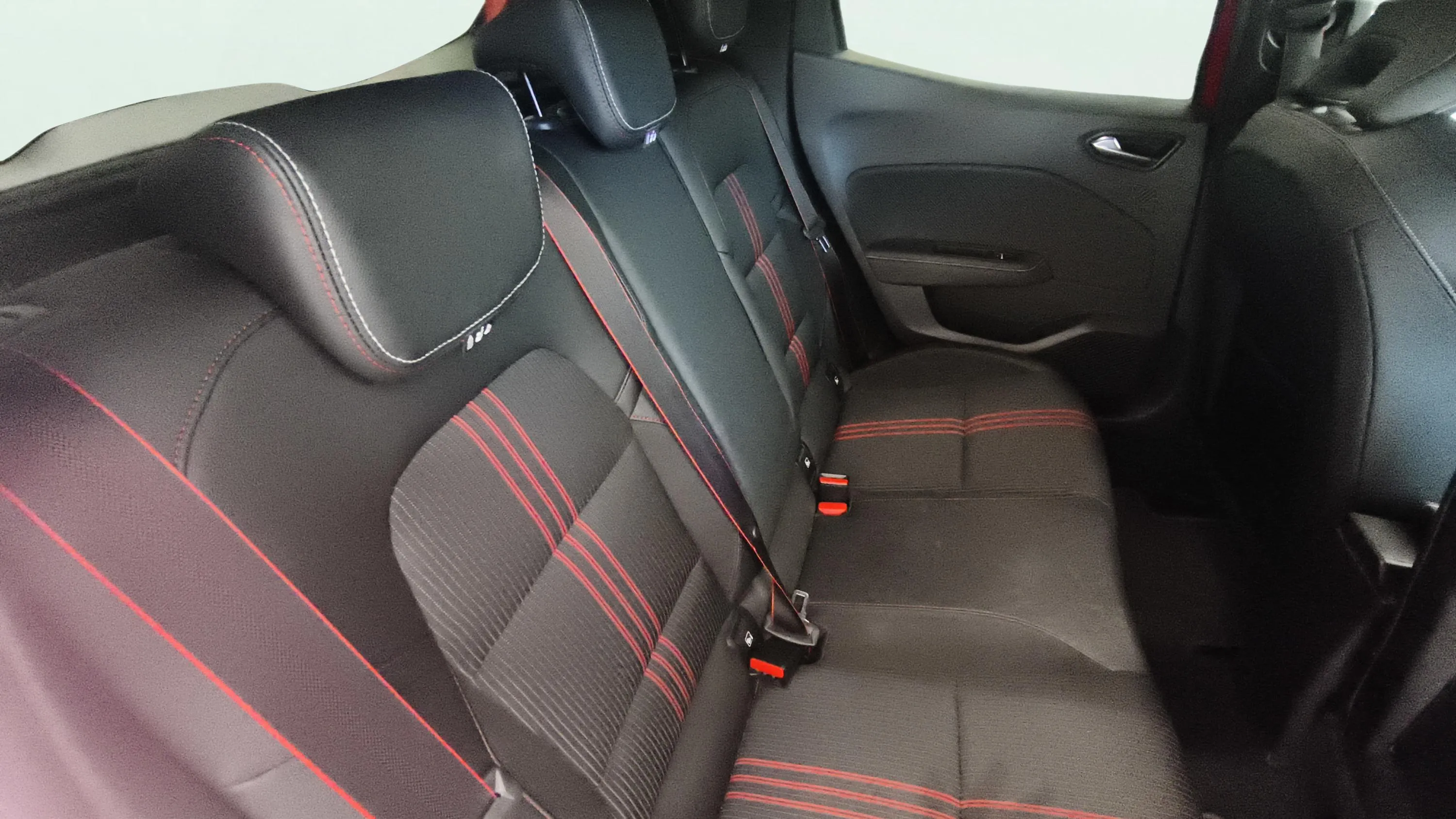 Renault Clio RS Line TCe GPF EDC - foto 7