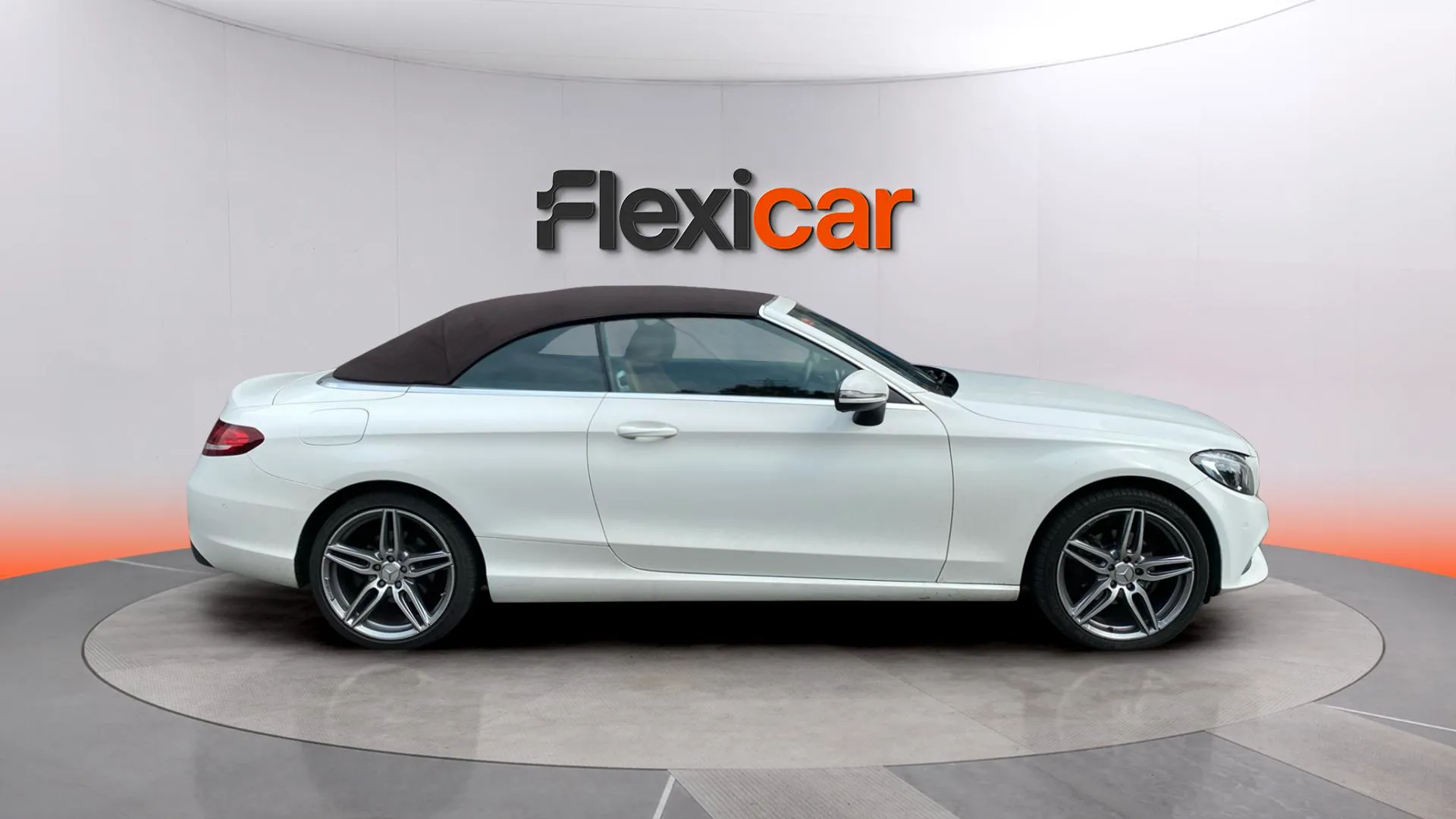 Mercedes-Benz Clase C C Cabrio 220 d - foto 2