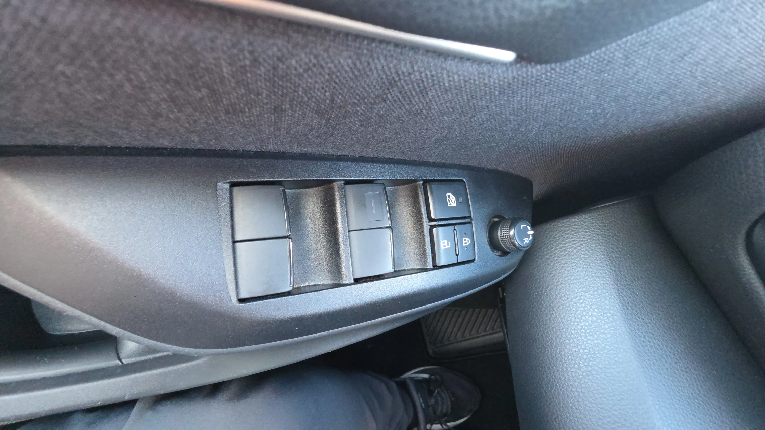 Toyota Yaris 1.5 120H Active Plus - foto 20