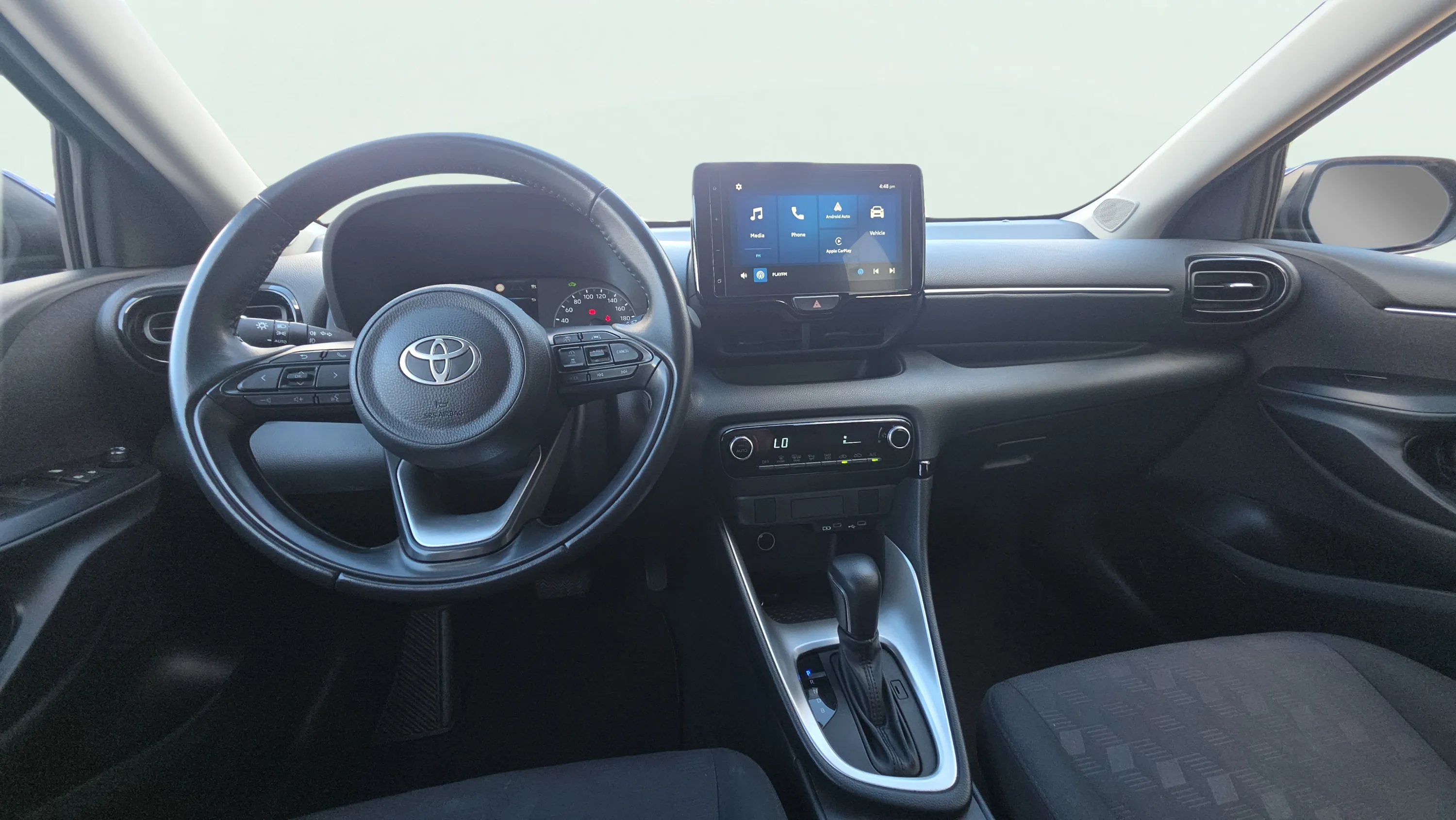 Toyota Yaris 1.5 120H Active Plus - foto 11