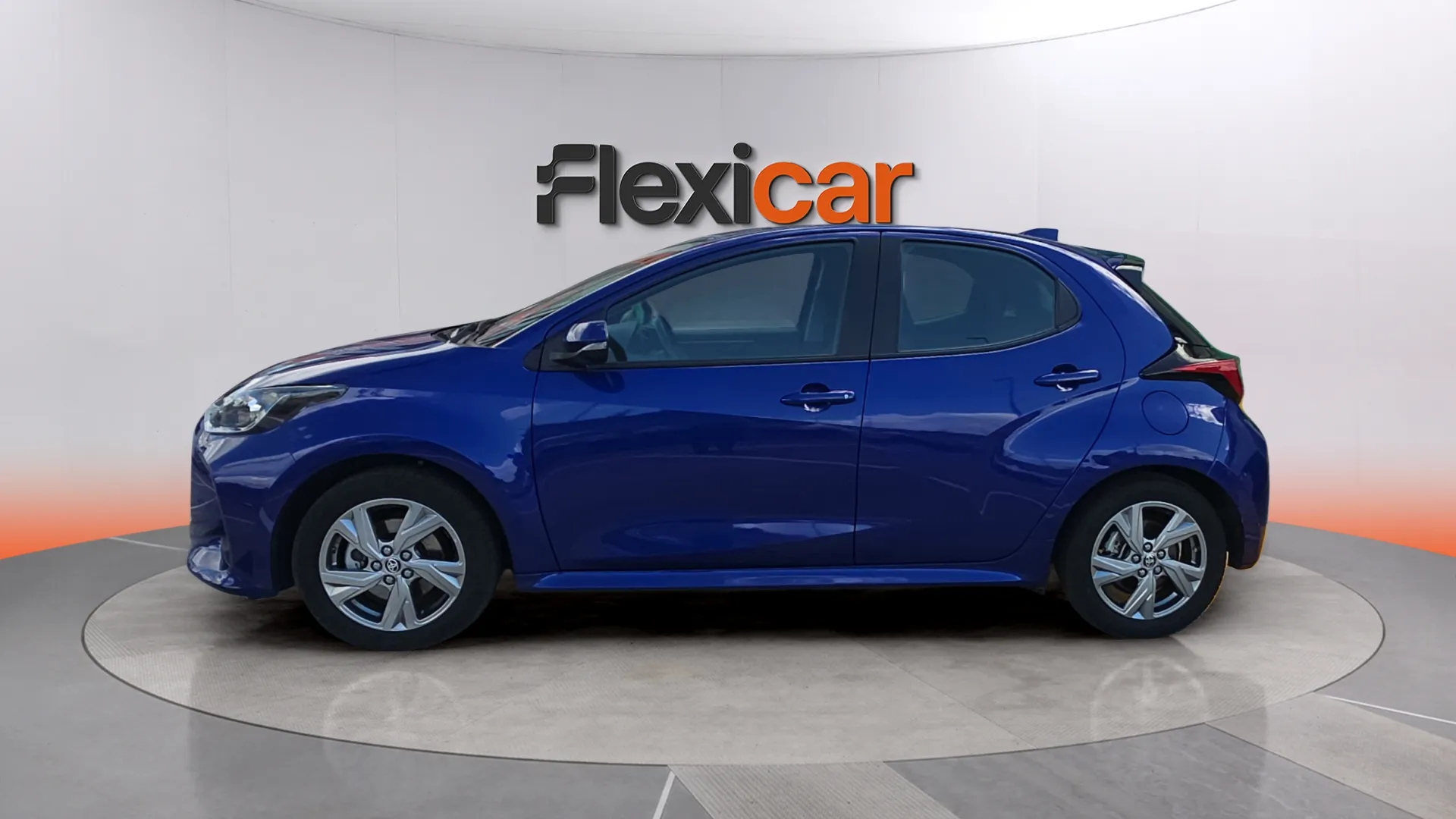 Toyota Yaris 1.5 120H Active Plus - foto 5