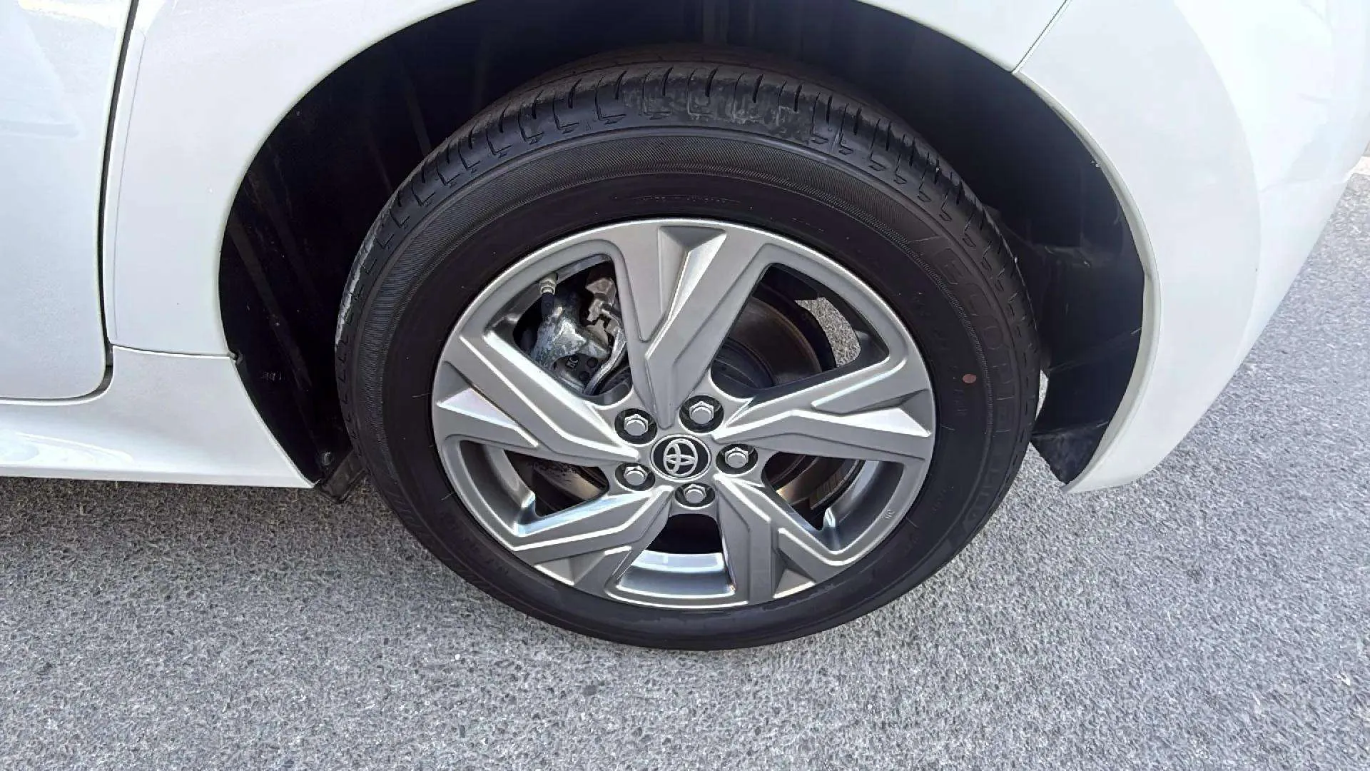 Toyota Yaris 1.5 120H Active Plus - foto 10