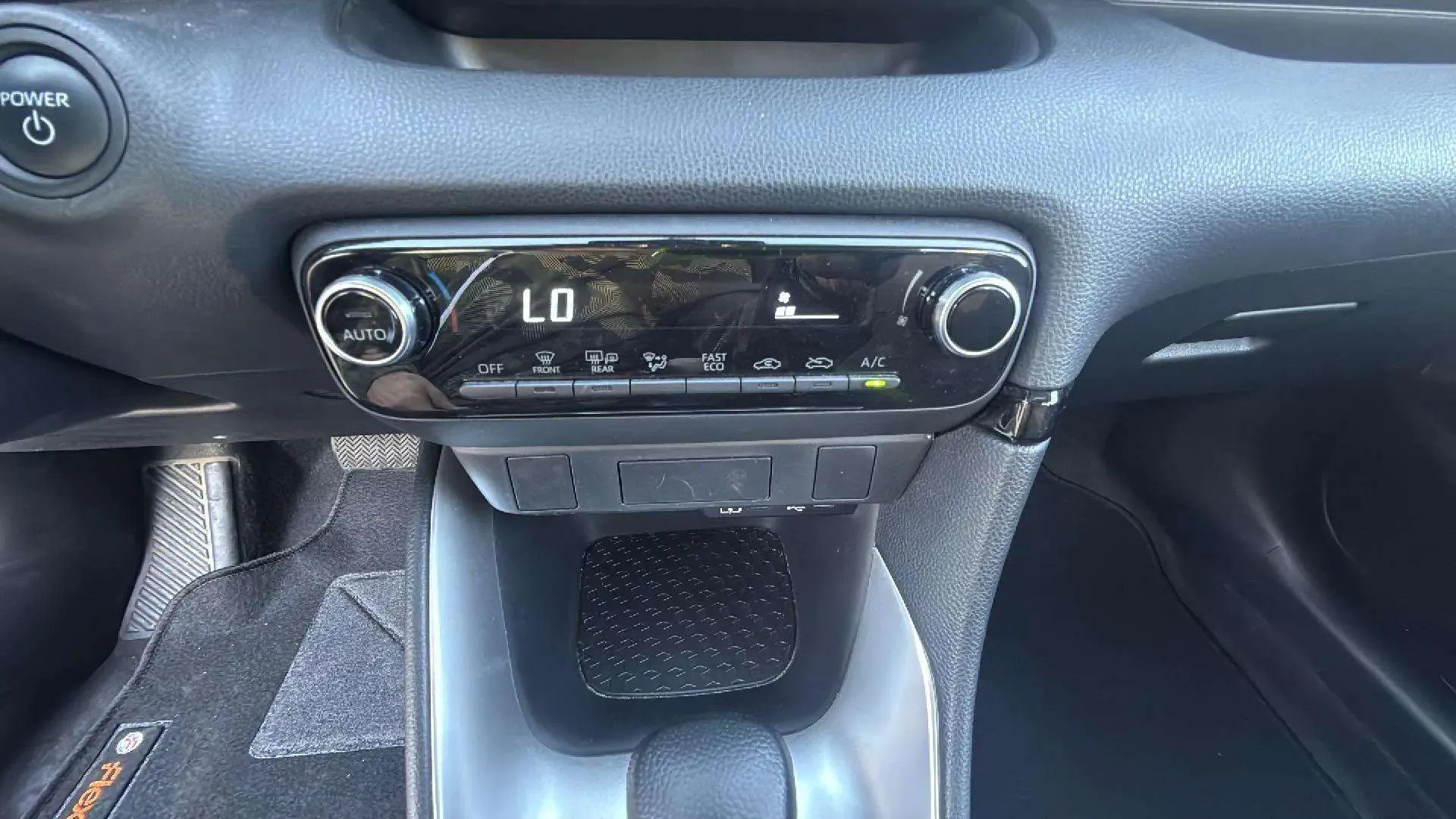 Toyota Yaris 1.5 120H Active Plus - foto 20