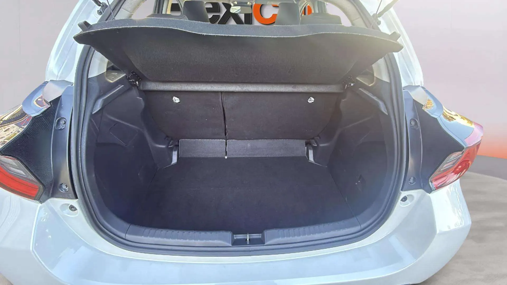 Toyota Yaris 1.5 120H Active Plus - foto 11