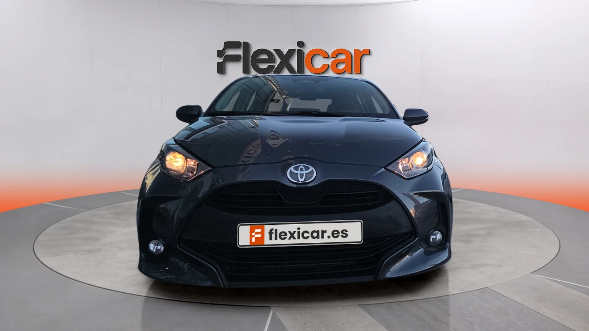 Toyota Yaris 1.5 120H Active Plus - foto 2