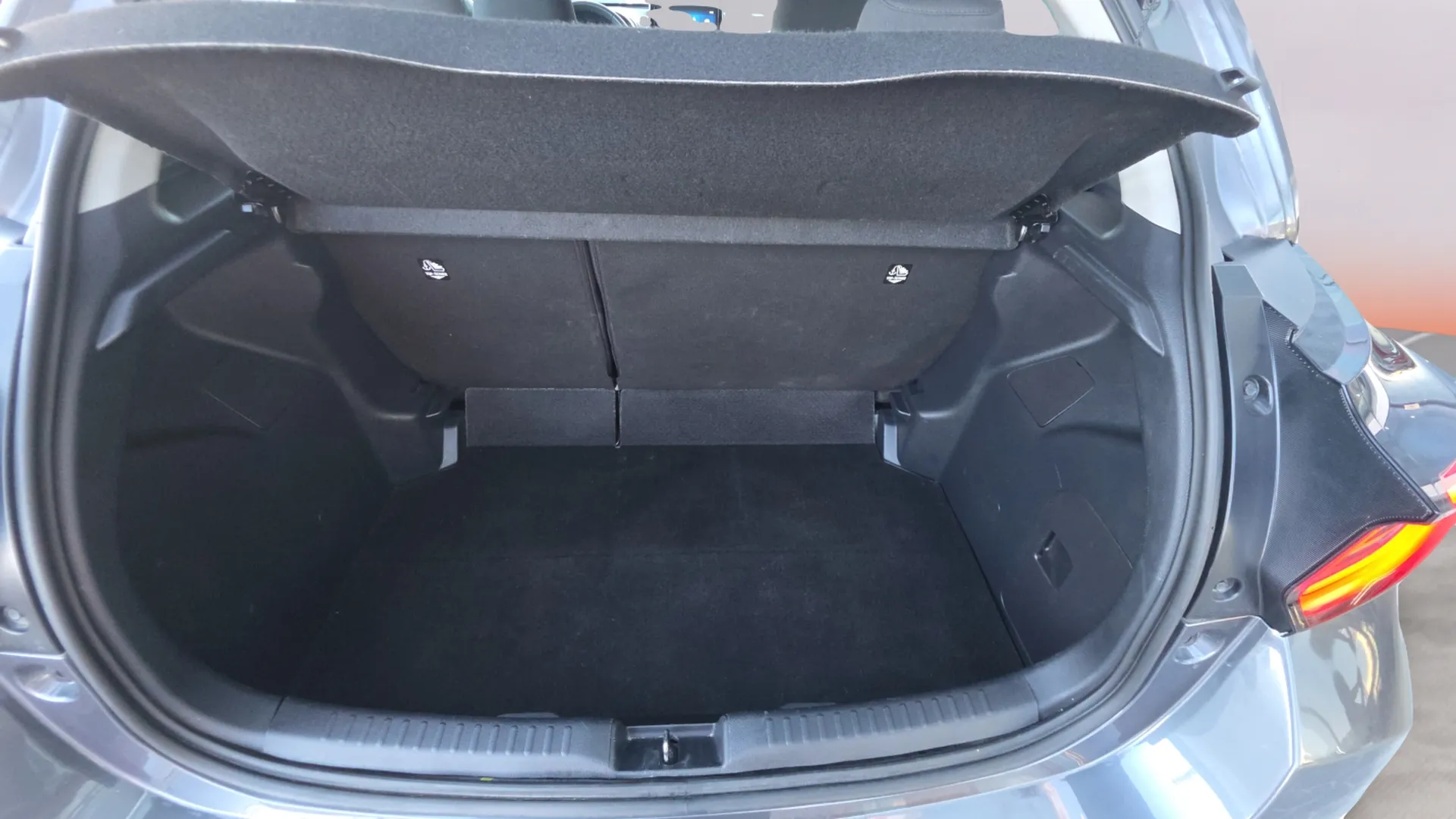 Toyota Yaris 1.5 120H Active Plus - foto 16