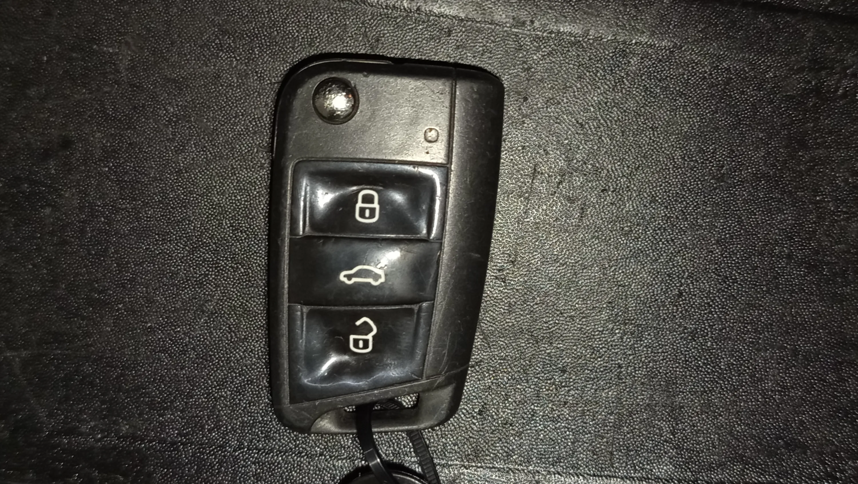 Škoda Karoq 1.0 TSI Ambition - foto 29