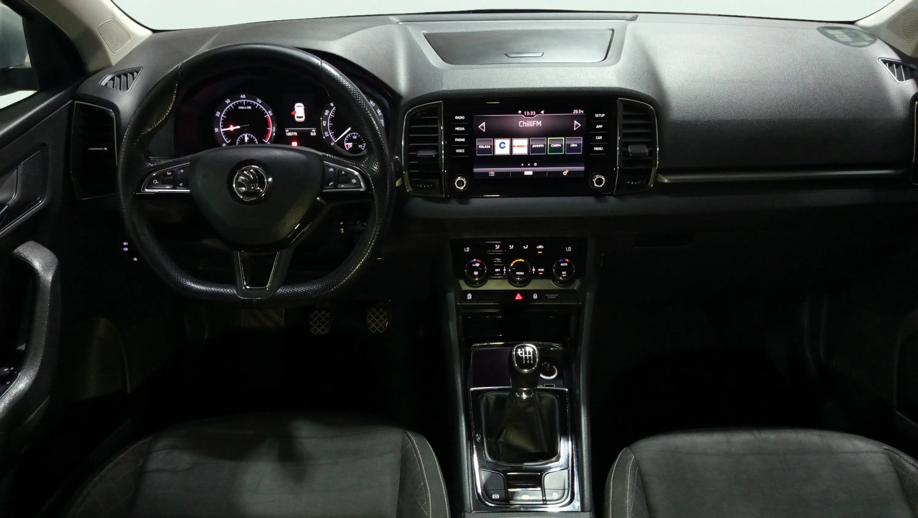 Škoda Karoq 1.0 TSI Ambition - foto 9
