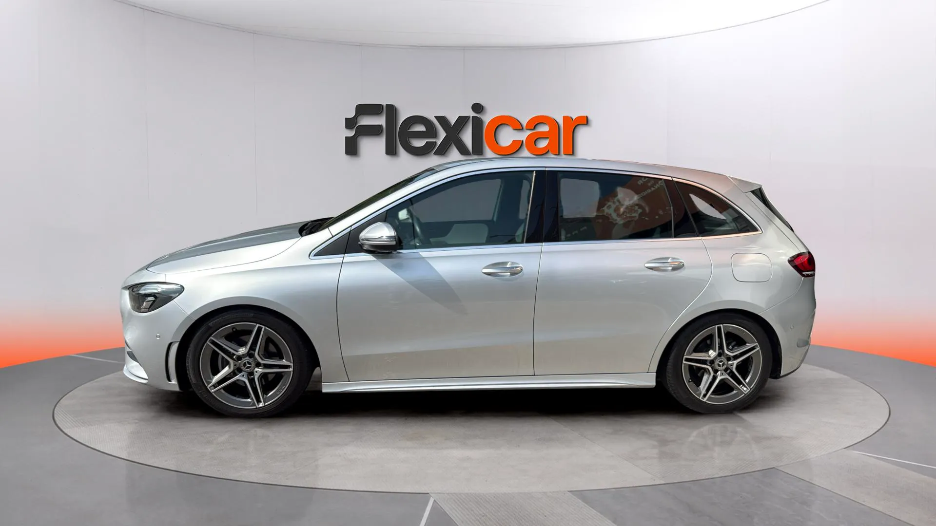 Mercedes-Benz Clase B B 200 d - foto 4