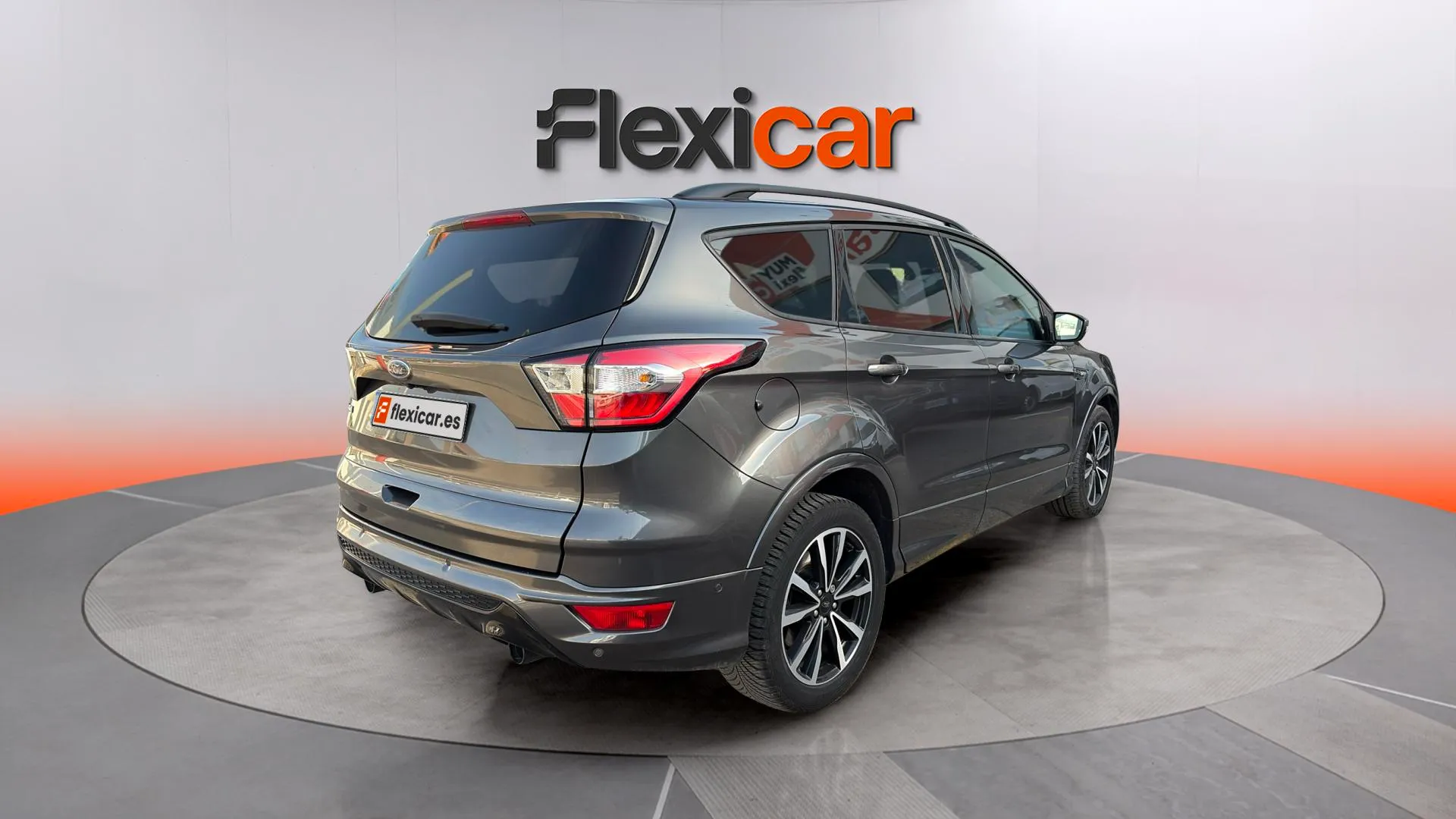 Ford Kuga 2.0 TDCi 4x2 ST-Line - foto 6