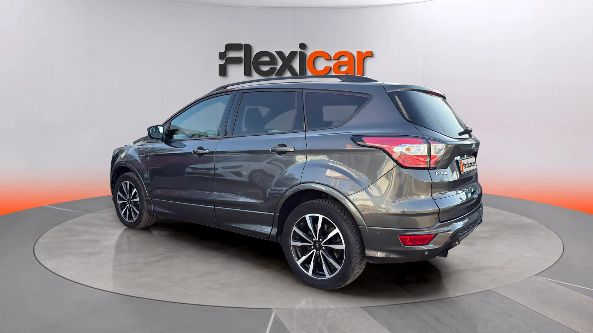 Ford Kuga 2.0 TDCi 4x2 ST-Line - foto 8