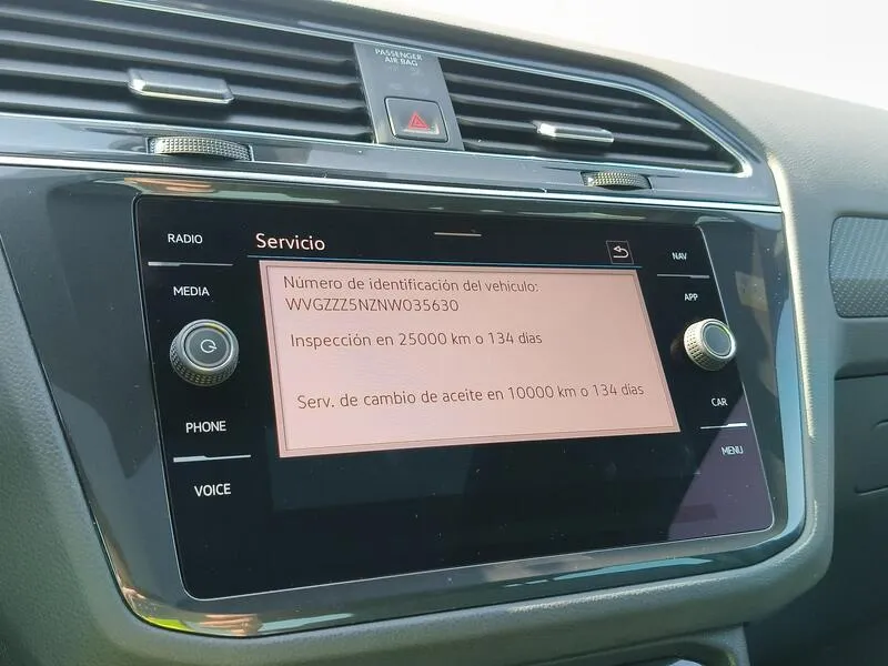 Volkswagen Tiguan R-Line 2.0 TDI - foto 19
