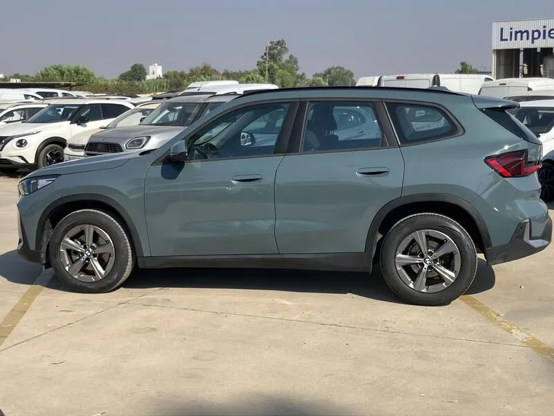 BMW X1 18d sDrive - foto 3