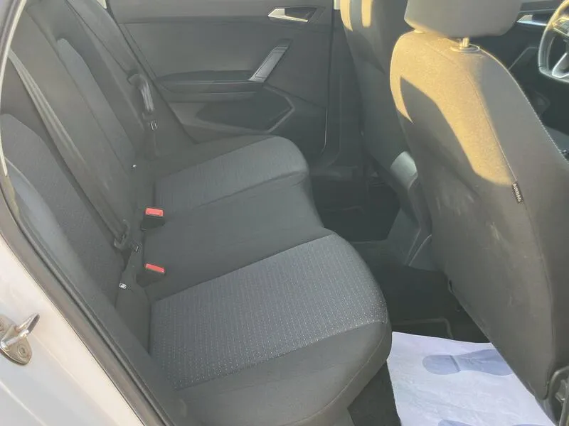 SEAT Arona 1.0 TSI Style XL - foto 30