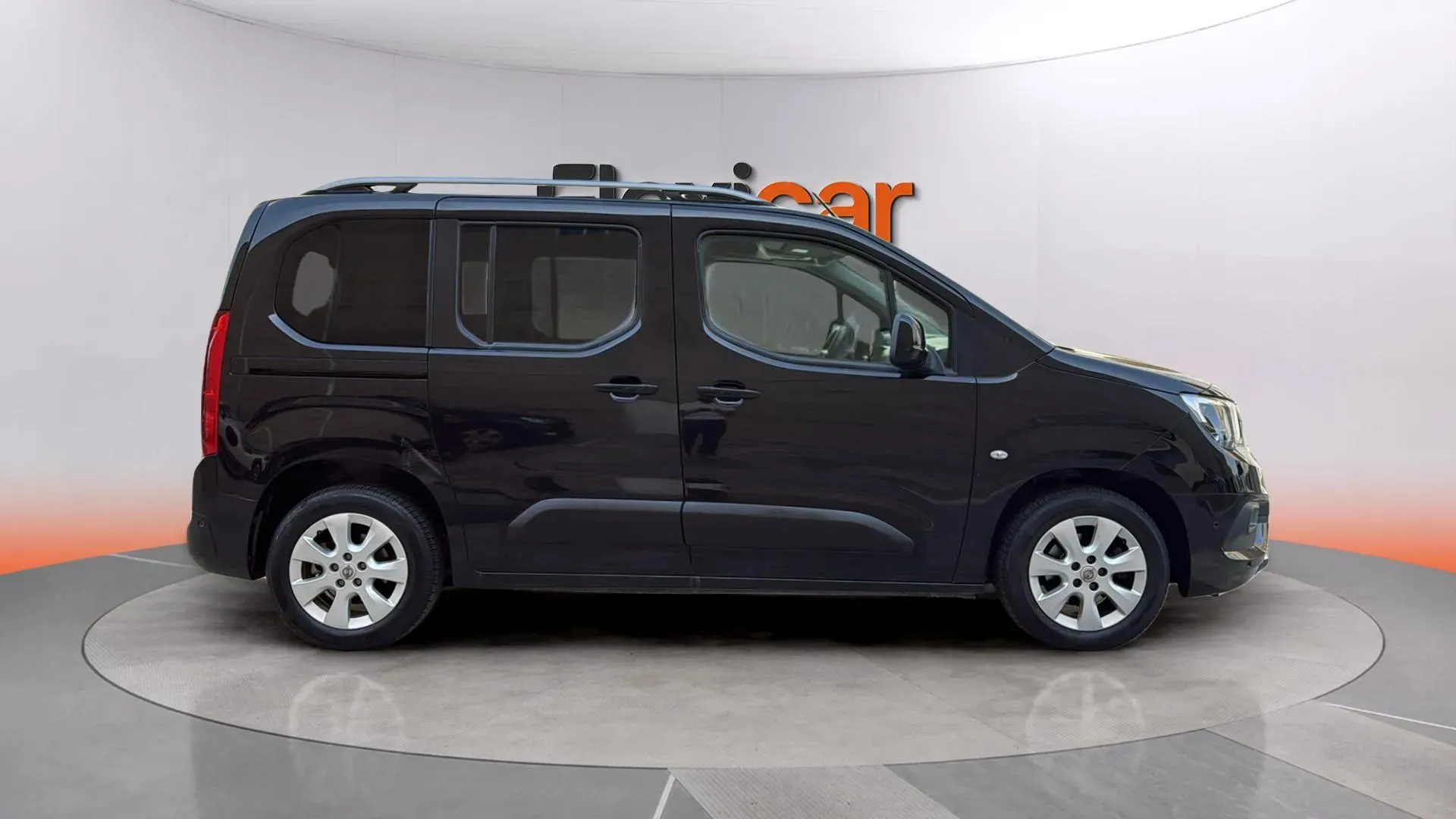 Opel Combo 1.2 T Selective L - foto 2