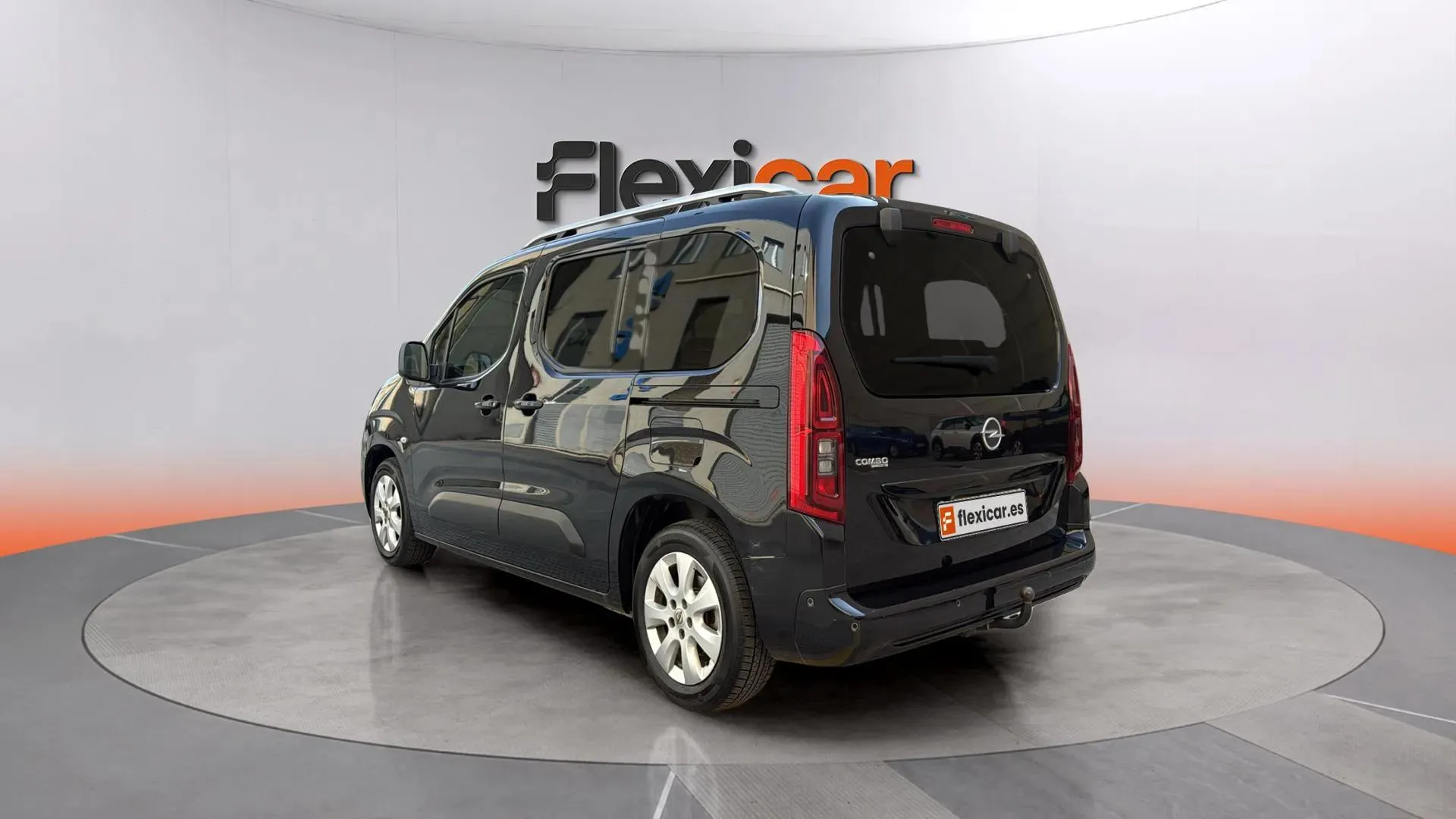 Opel Combo 1.2 T Selective L - foto 6