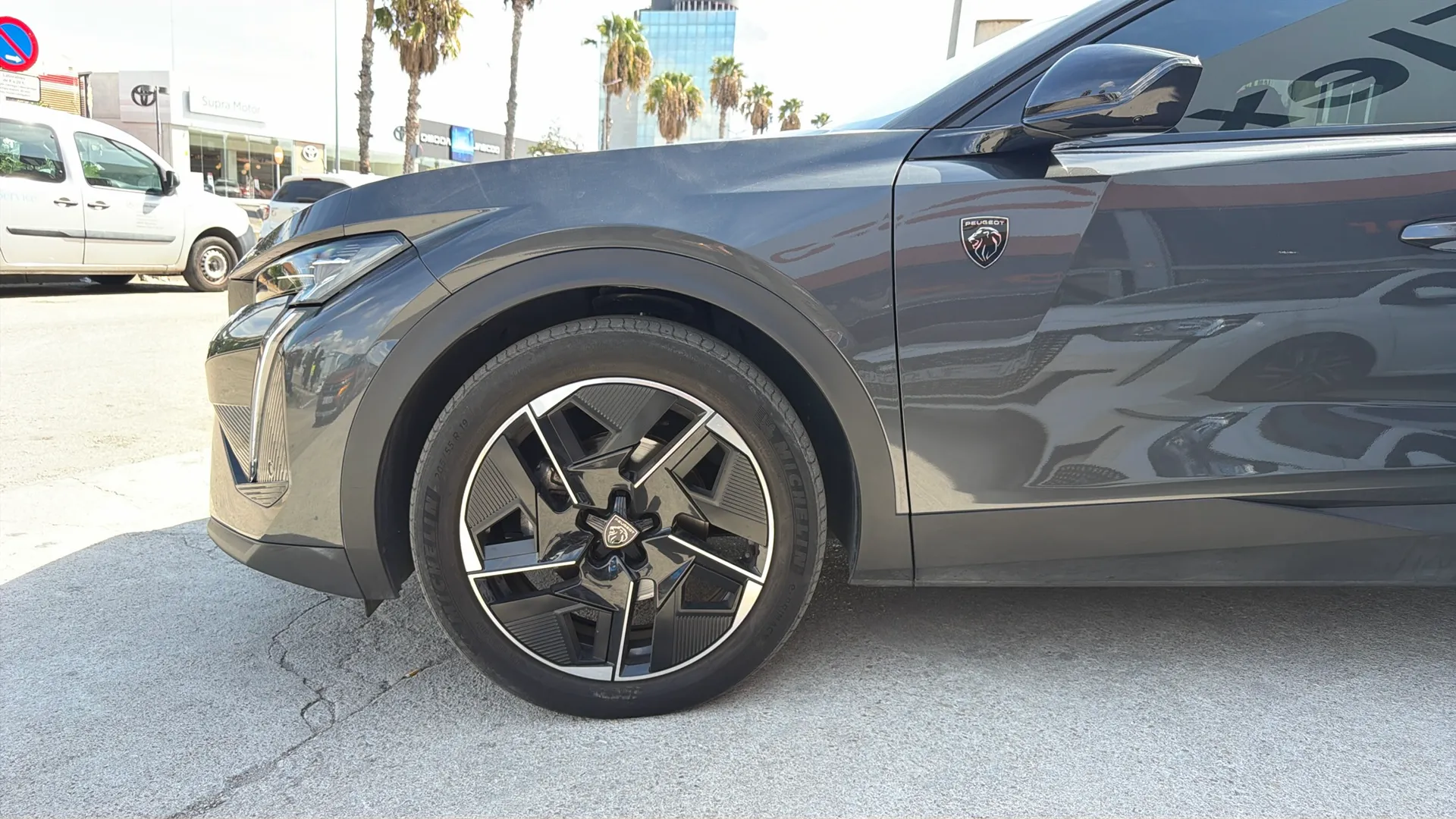 Peugeot 408 GT PureTech 130 EAT8 - foto 9