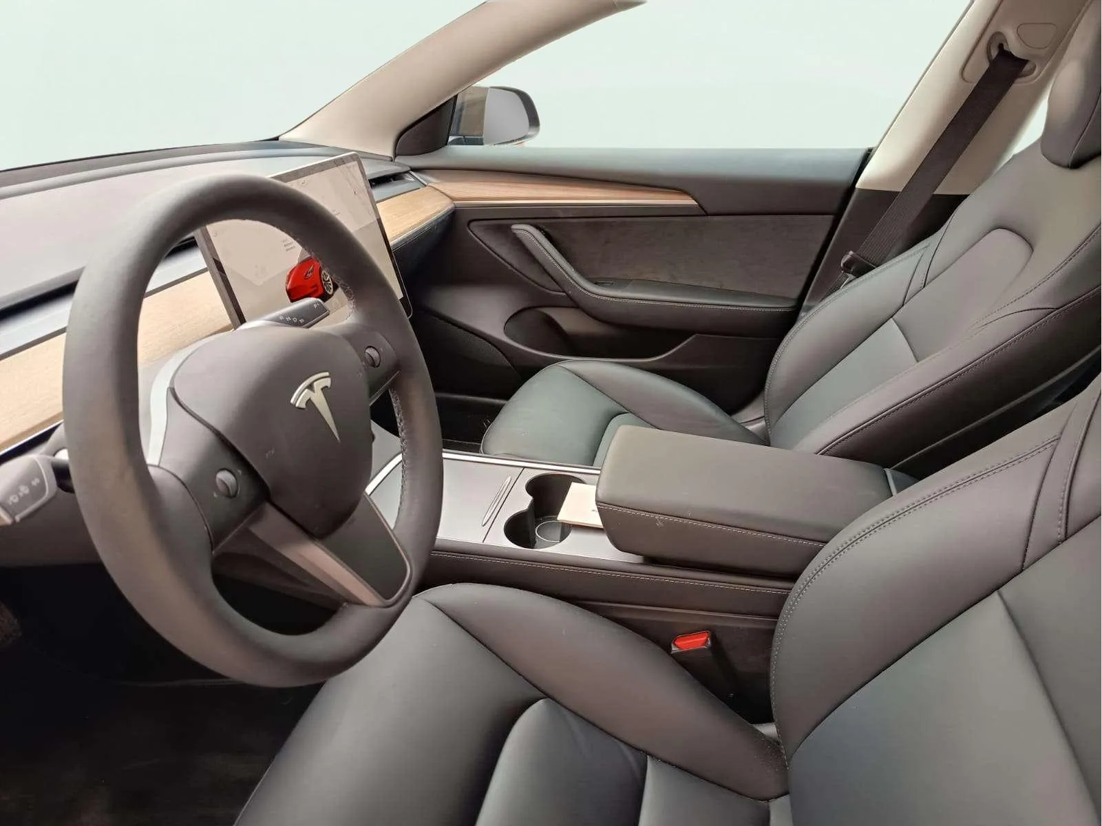 Tesla Model 3 RWD - foto 9