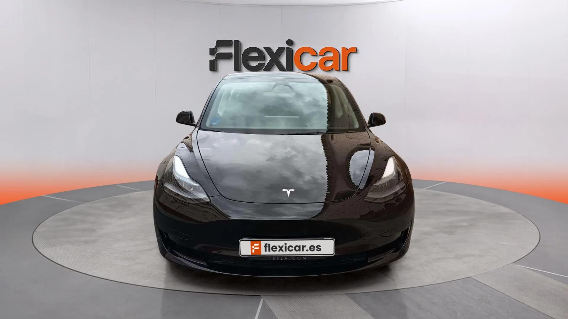 Tesla Model 3 RWD - foto 2