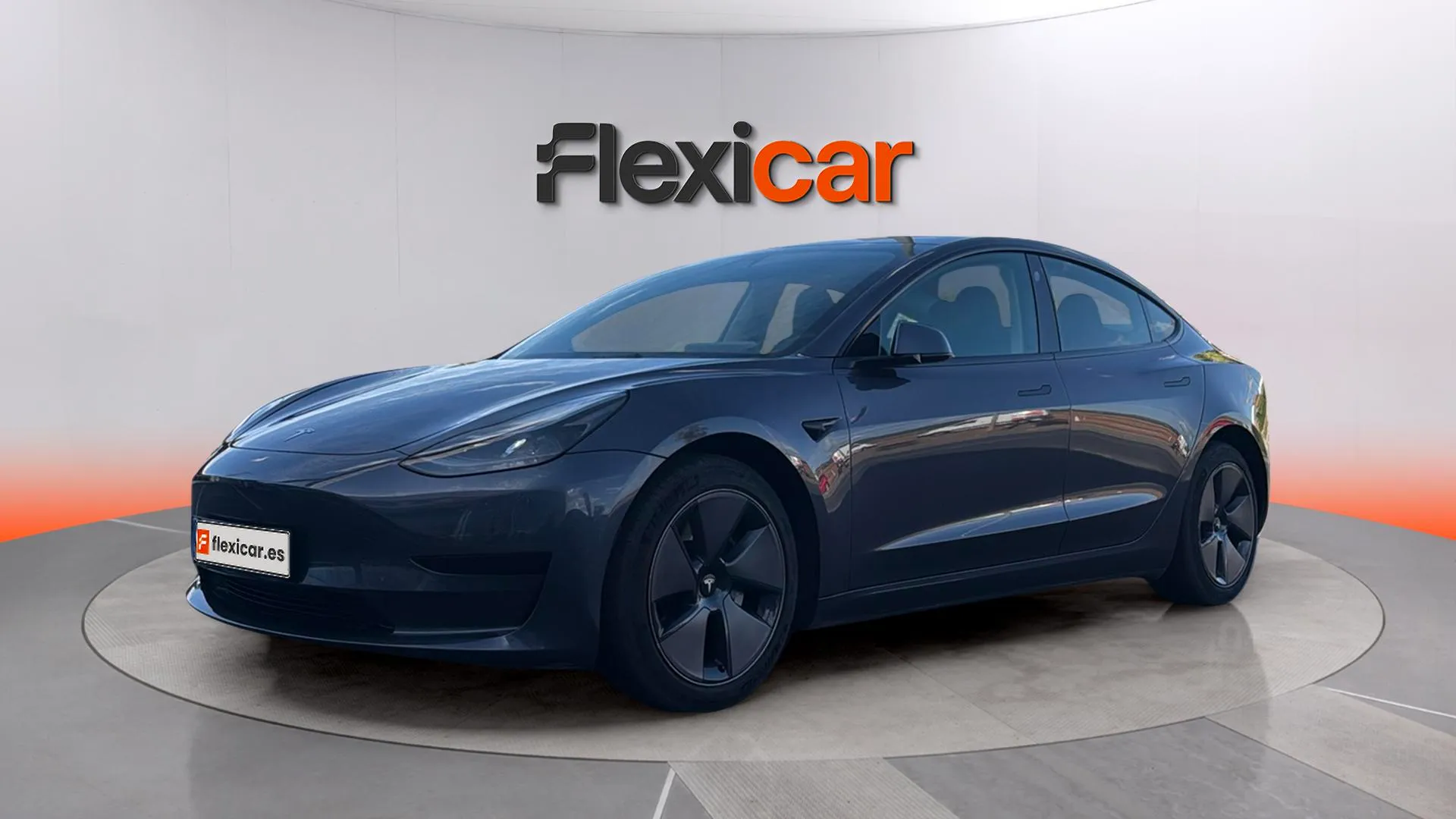 Tesla Model 3 RWD - foto 3