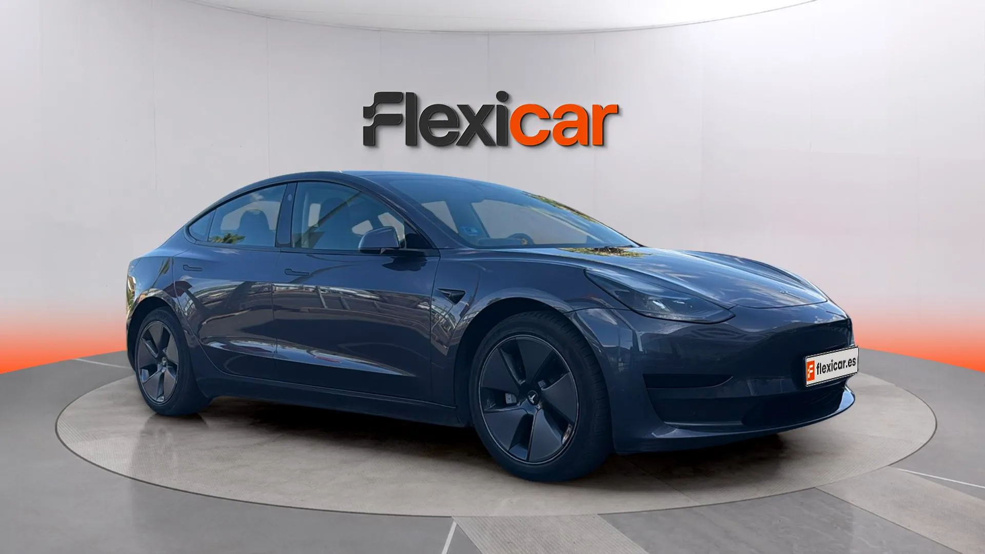 Tesla Model 3 RWD