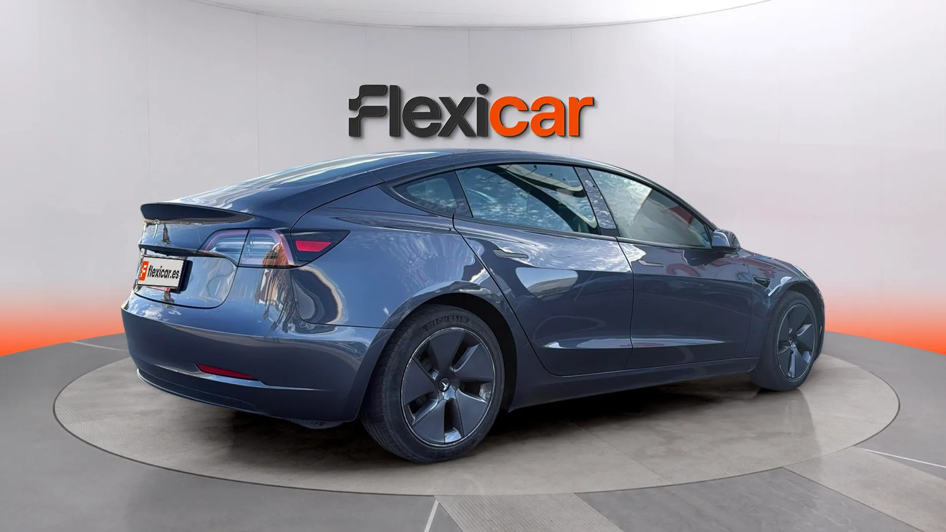 Tesla Model 3 RWD - foto 7